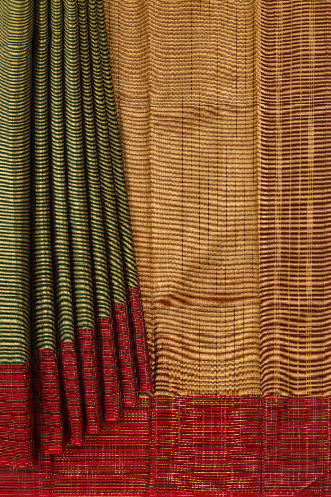 Bottle Green Kanjivaram Silk Saree - Image 4