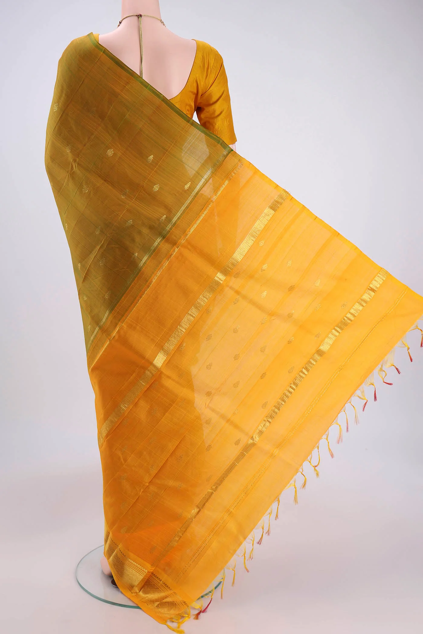 Green with Orange Color Kanjivaram Silk Saree - Image 3