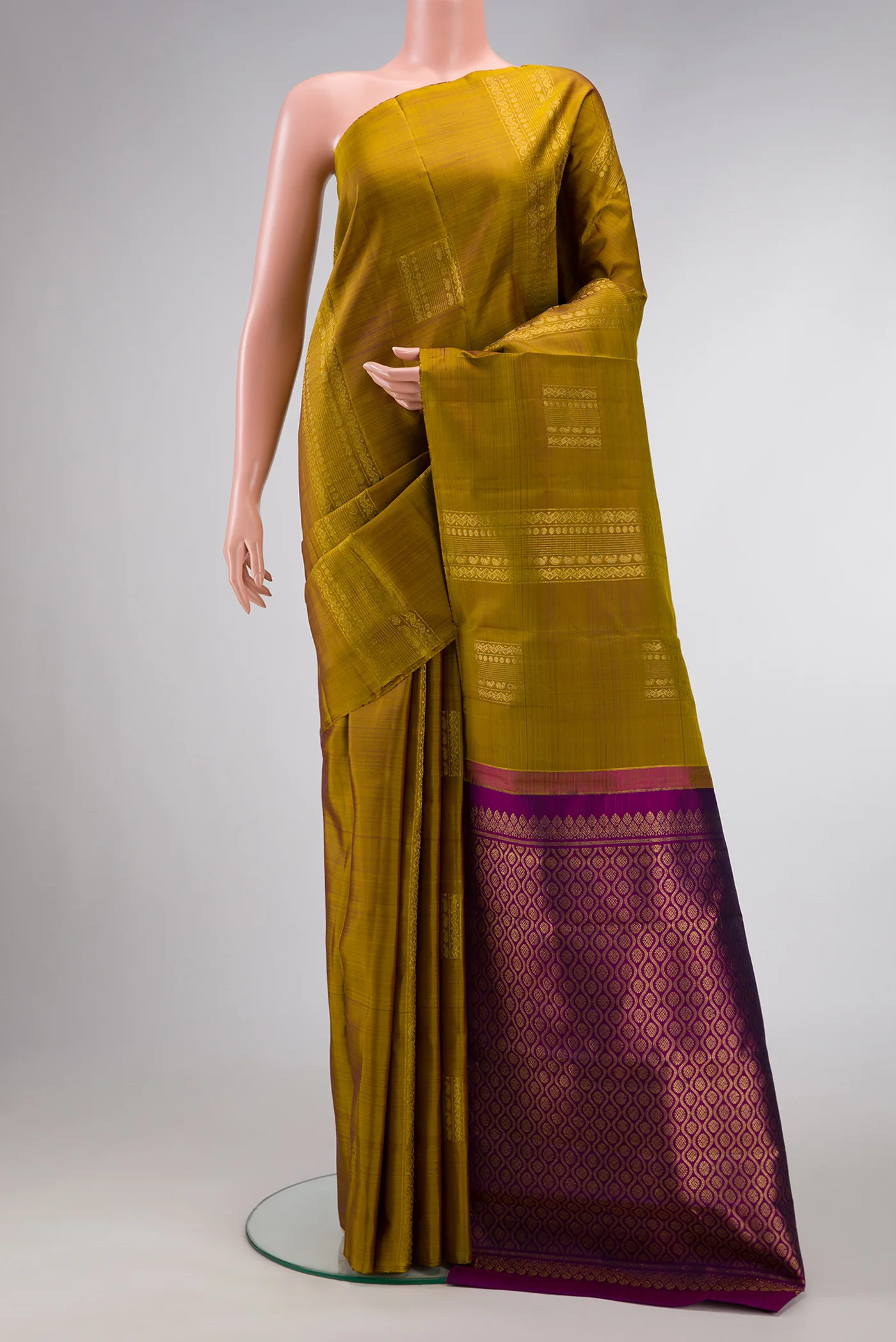 Mehandi Green Kanjivaram Silk Saree