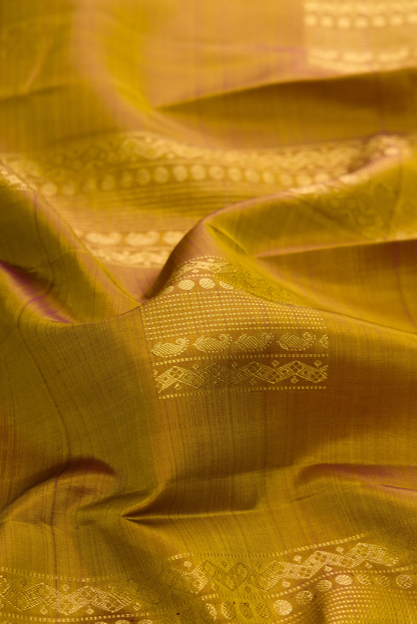Mehandi Green Kanjivaram Silk Saree - Image 2