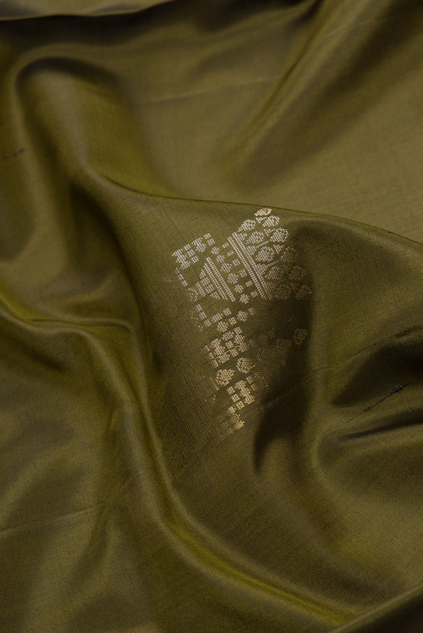 Mehandi Green Soft Silk Saree - Image 2