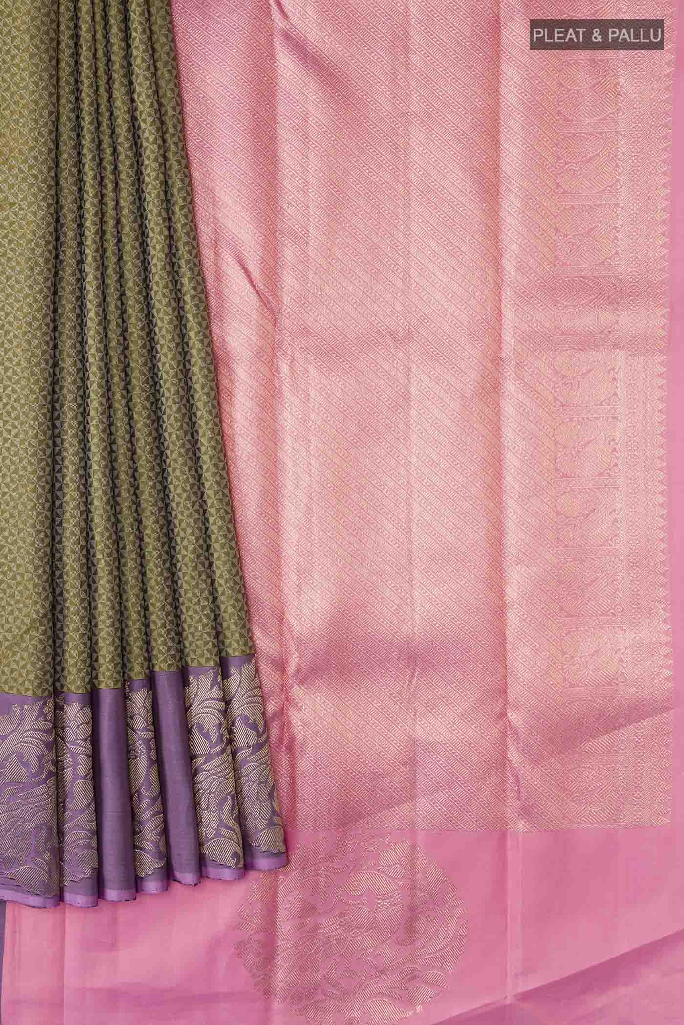 Mehandi Green Kanchipuram Silk Saree - Image 4