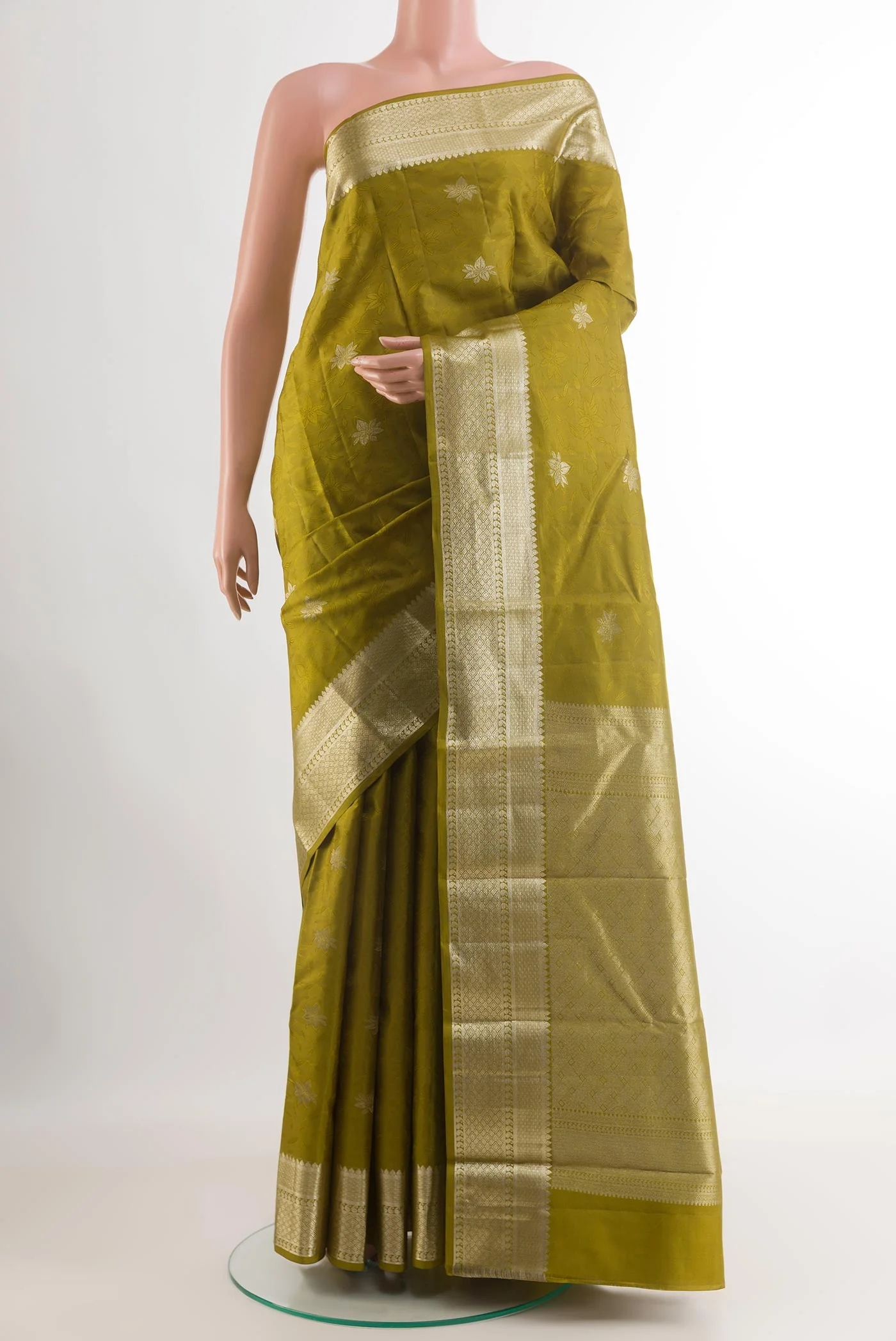 Mehandi Green Kanchipuram Silk Saree