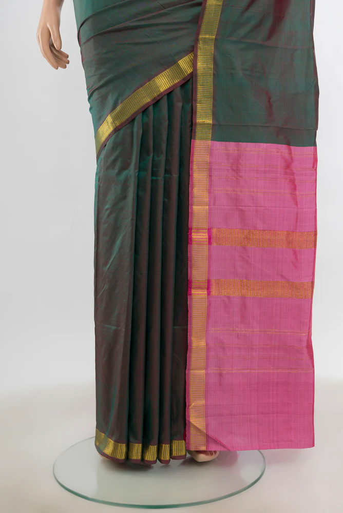 Green with Pink Color Kanjivaram Silk Saree - Image 3