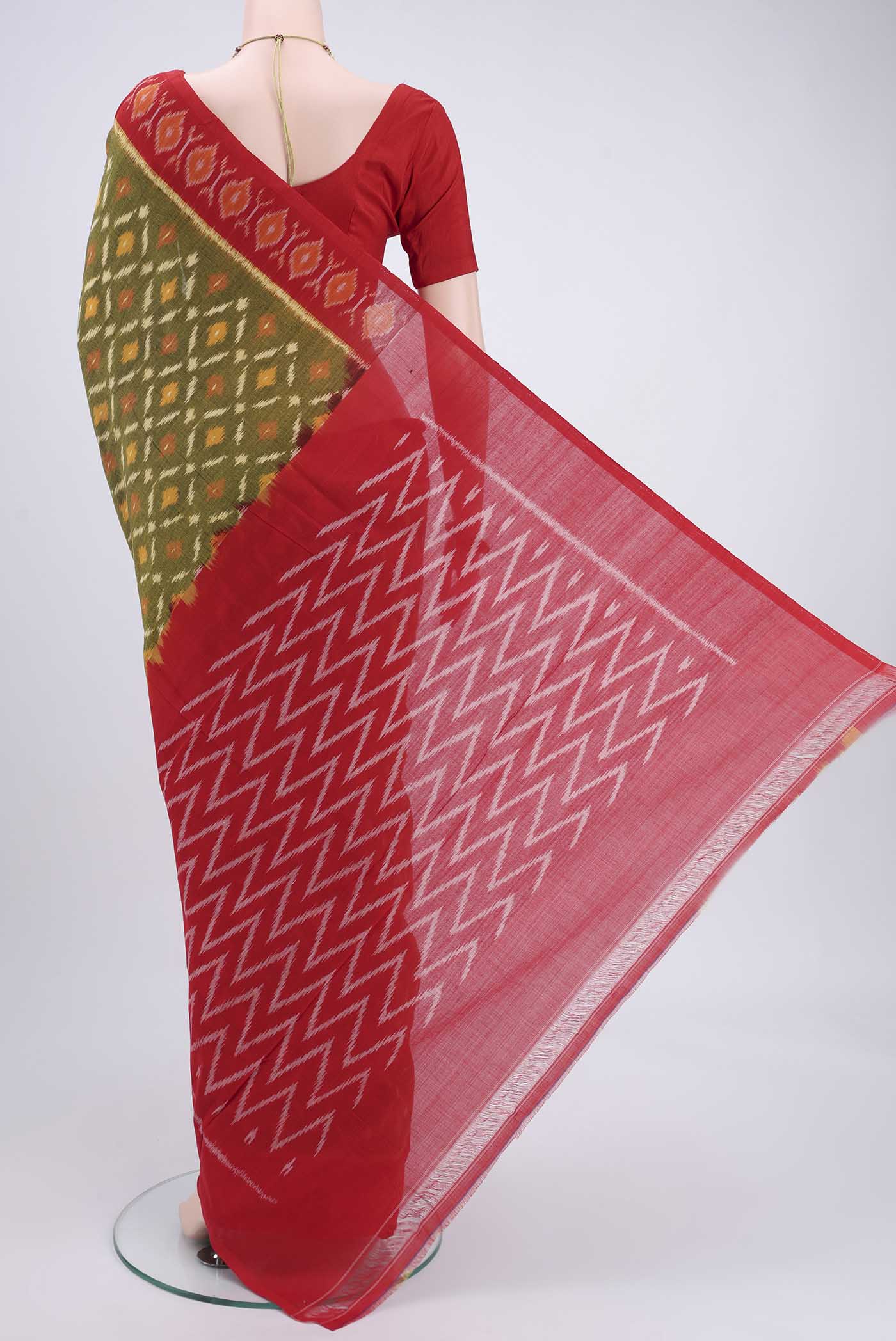 Mehandi Green Pochampally Cotton Saree - Image 3