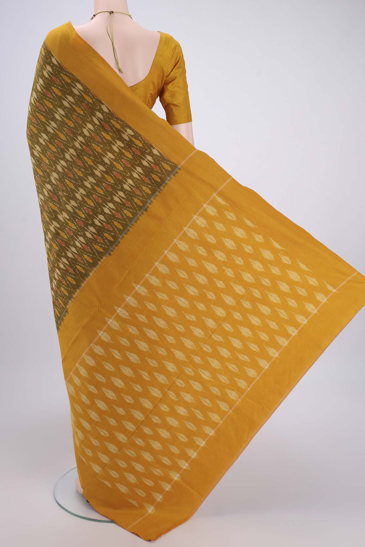 Mehandi Green Pochampally Cotton Saree - Image 3
