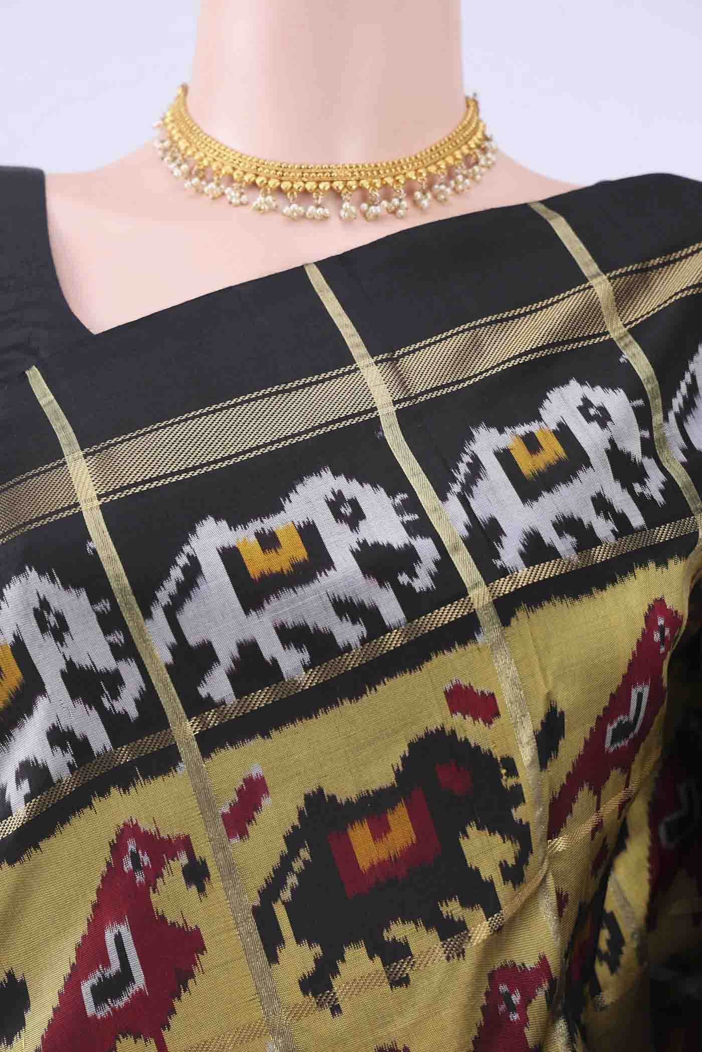 Mehandi Green Pochampally Silk Saree - Image 2
