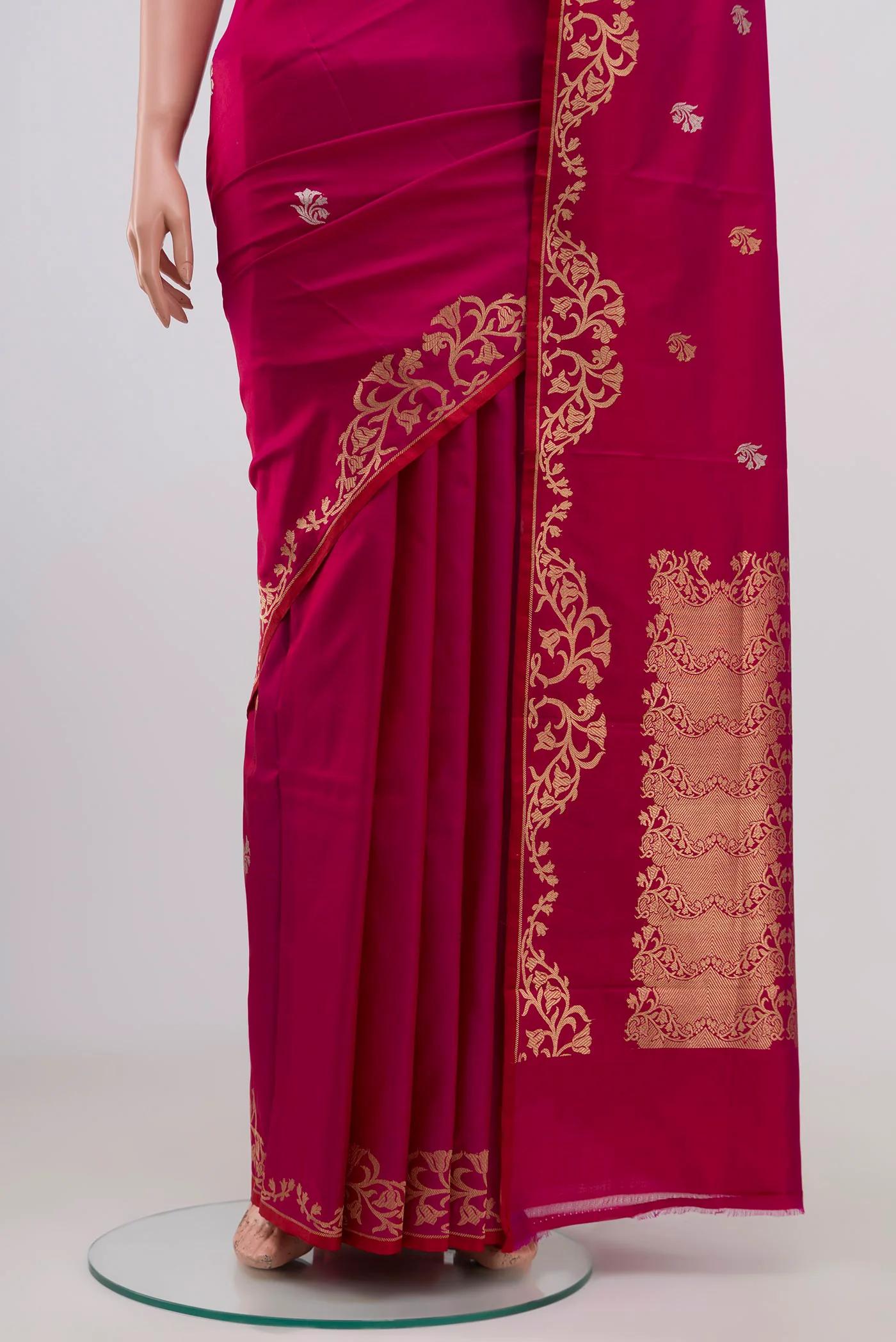 Mrunali- Magenta Banarasi Katan Silk Saree - Image 5