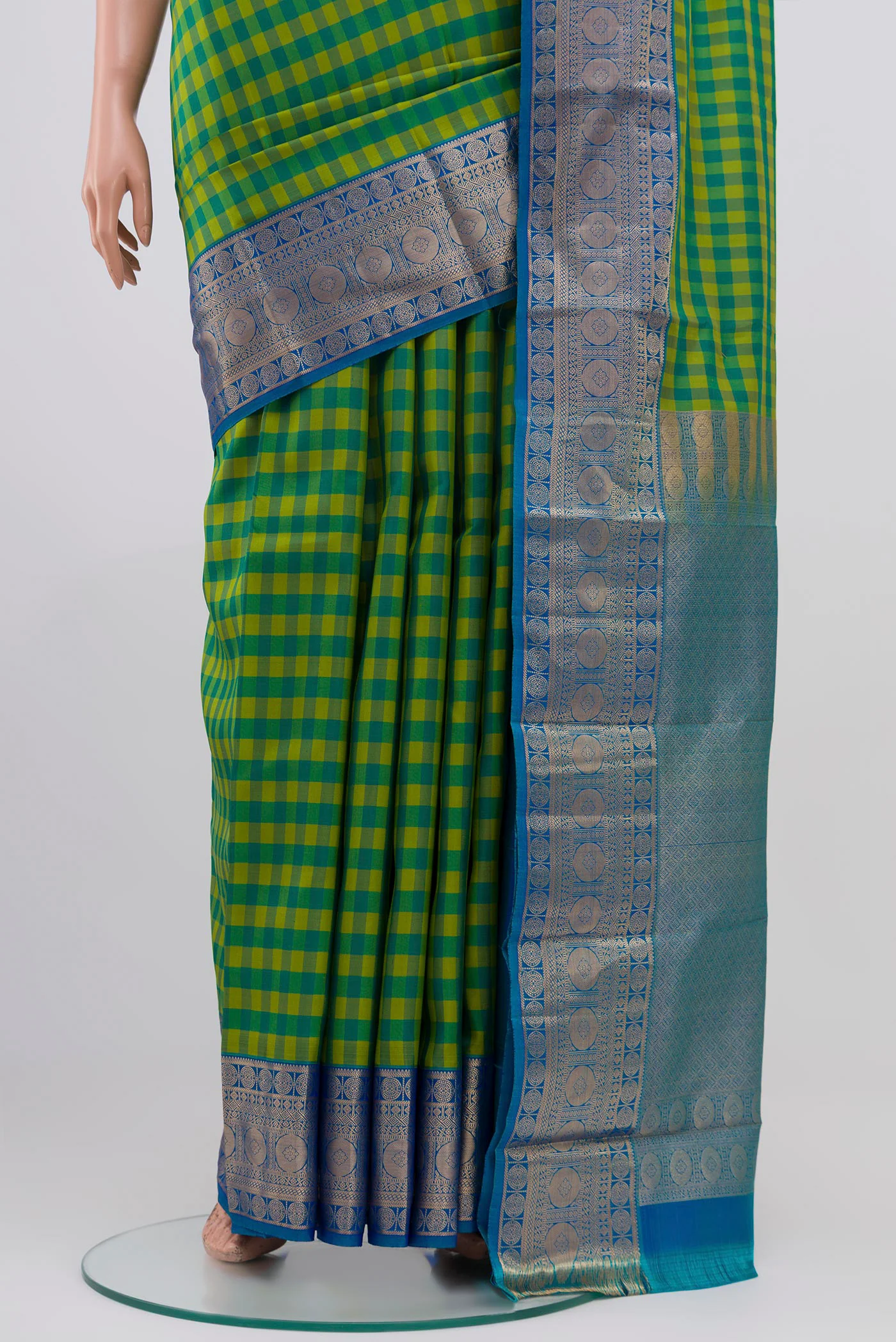 Green Kanchipuram Silk Saree - Image 3