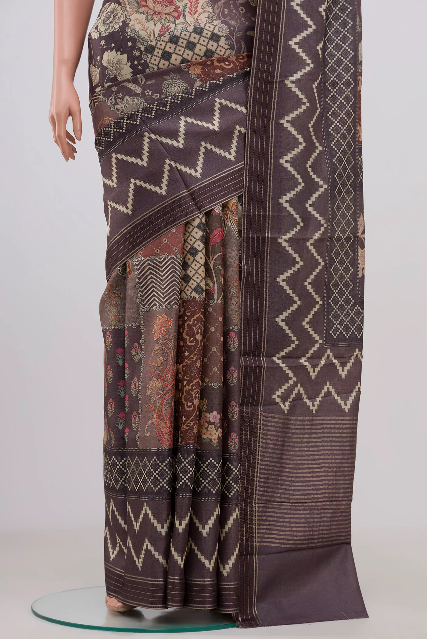 Brown Tussar Silk Saree - Image 3