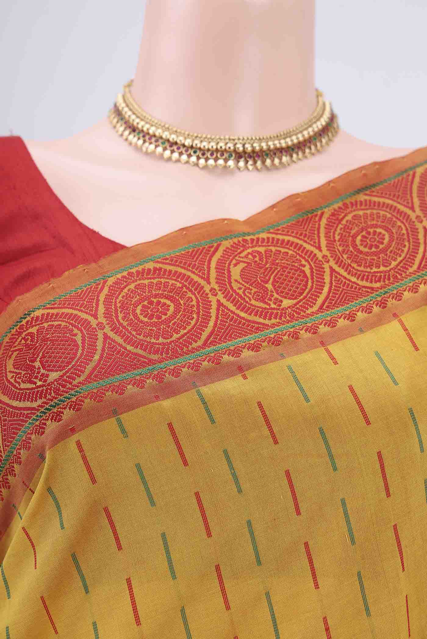 Mustard Blended Poly Cotton Saree - Image 2