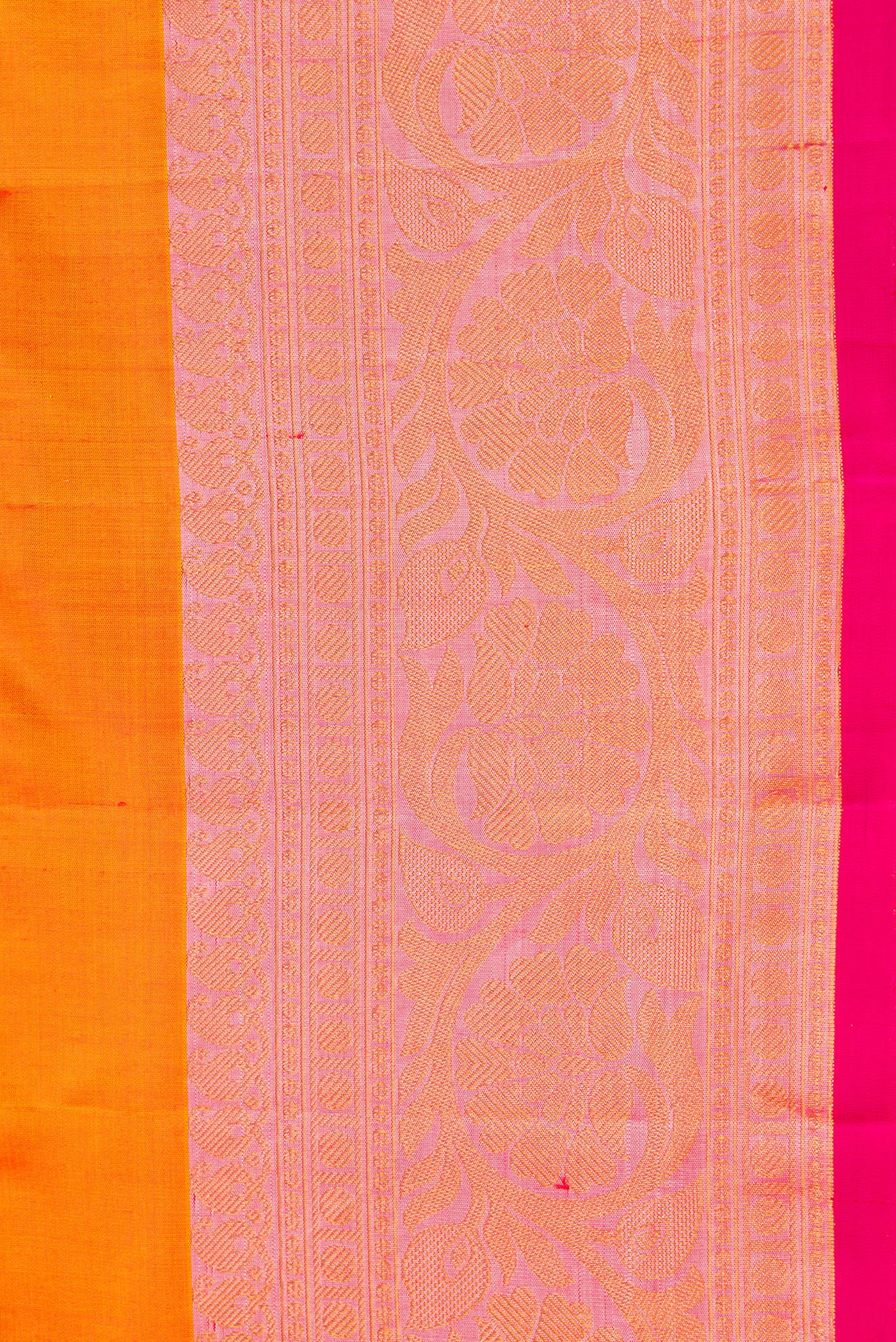 Yellow Gadwal Silk Saree - Image 3