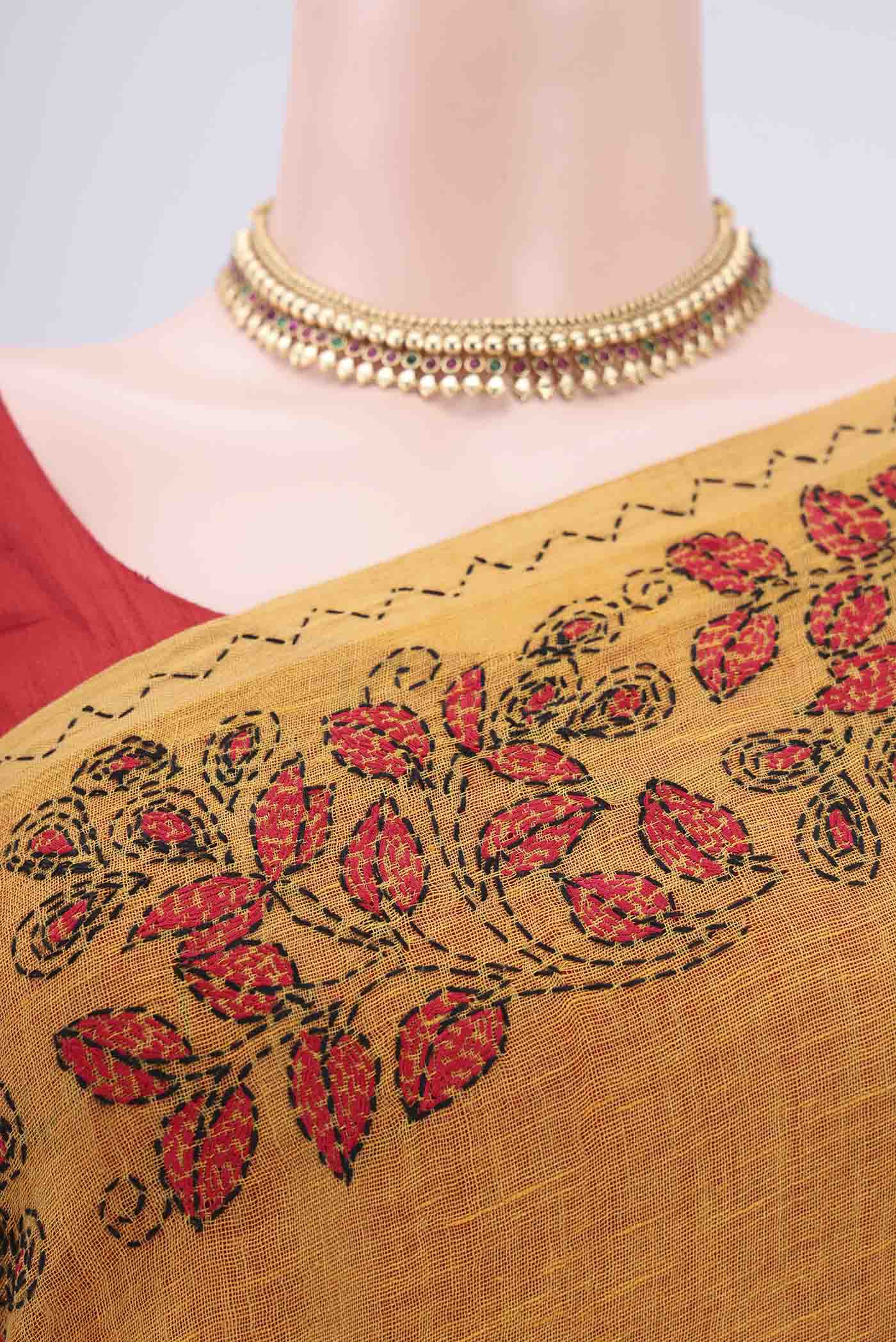 Mustard Linen Saree - Image 2