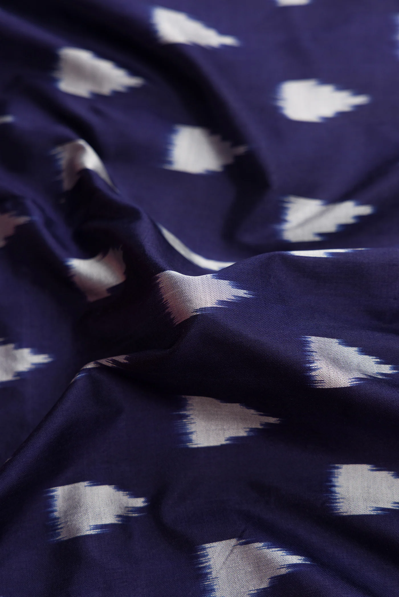 Navy Blue Pochampally Silk Saree - Image 2