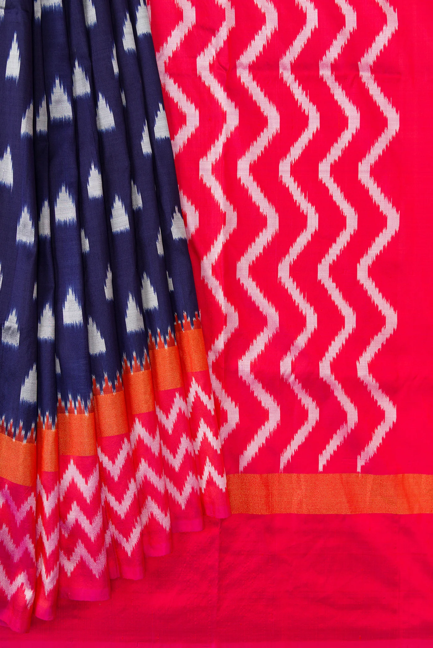 Navy Blue Pochampally Silk Saree - Image 4