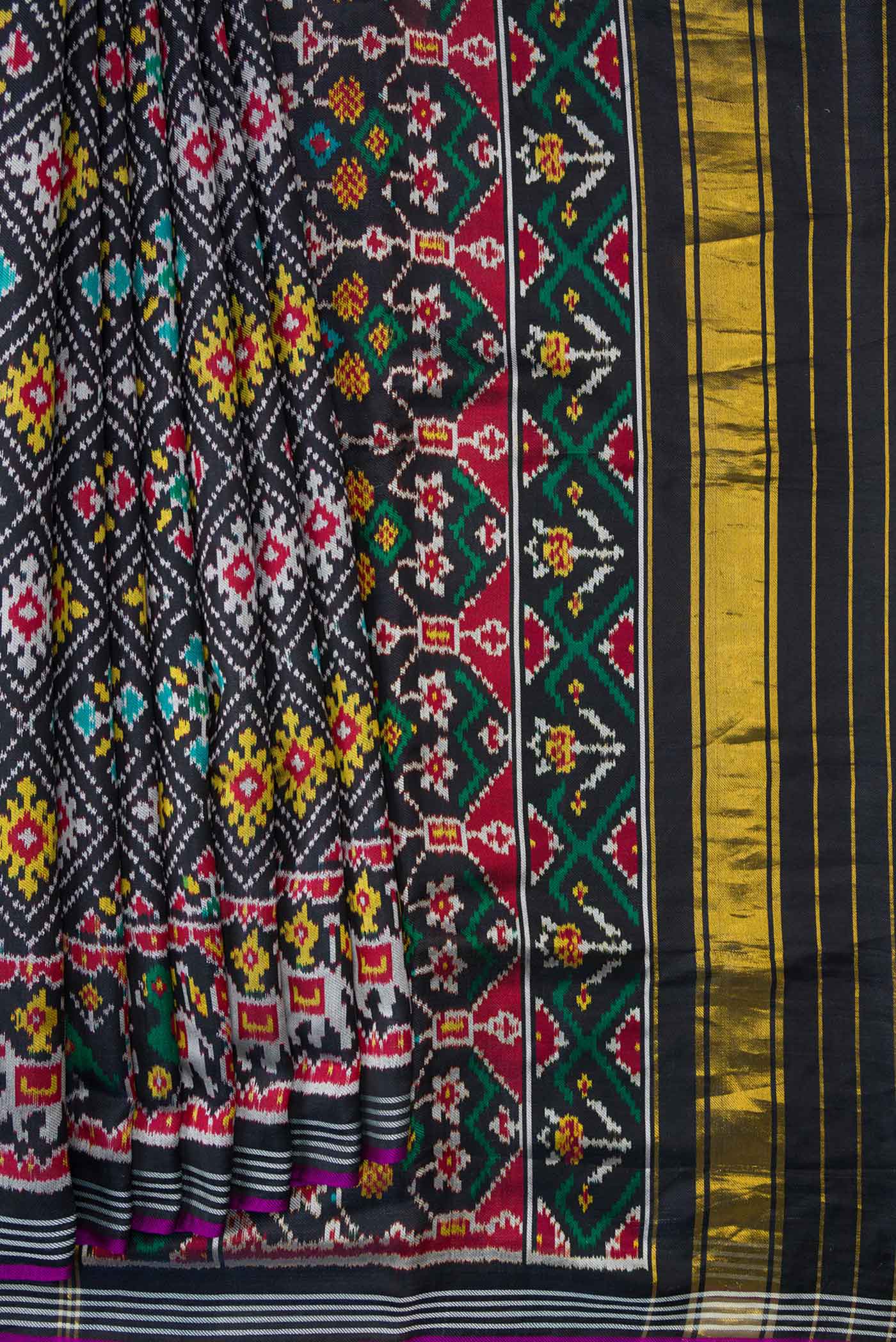 Black Pochampally Silk Saree - Image 4