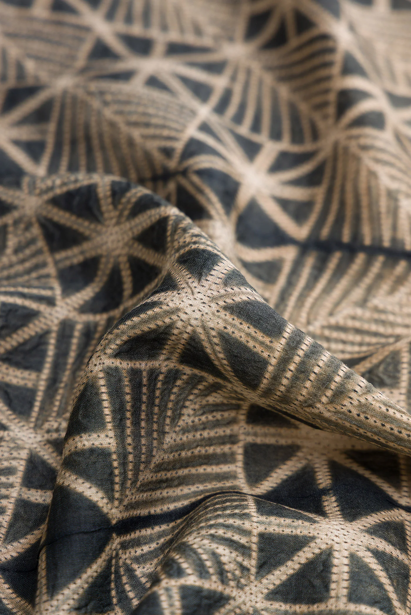 Black Tussar Silk Saree - Image 2