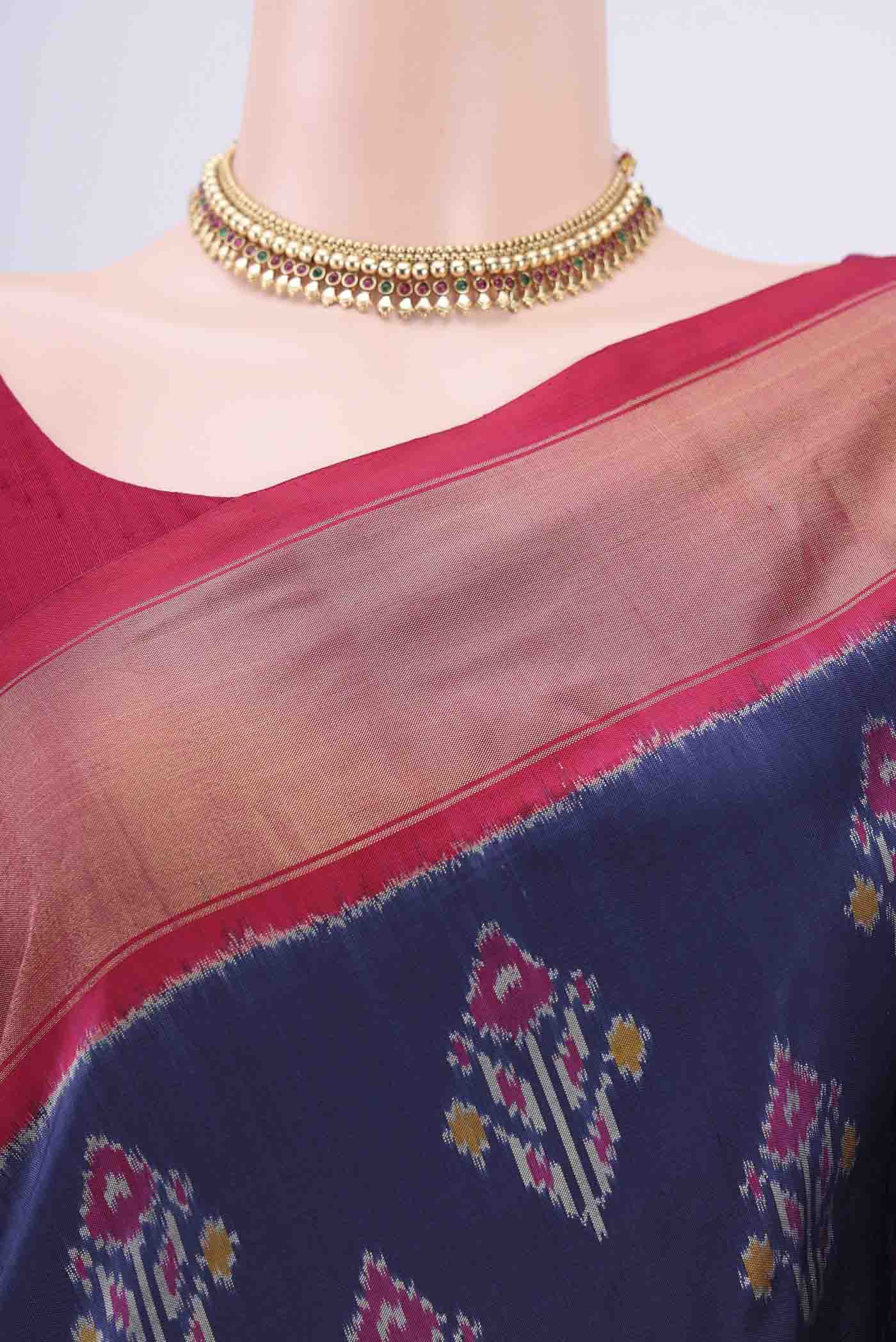 Navy Blue Pochampally Silk Saree - Image 2