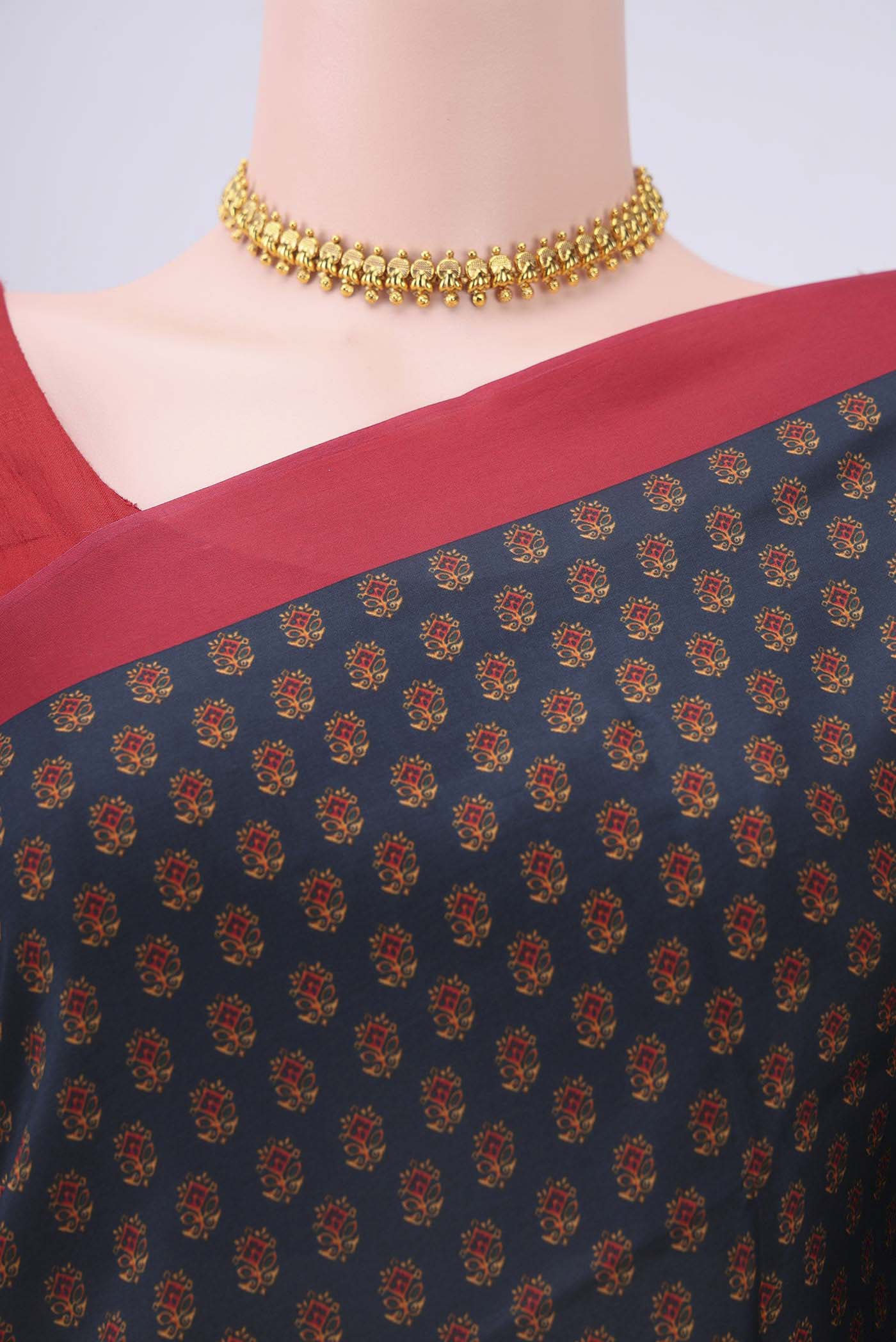 Navy Blue Printed Silk Saree - Image 2