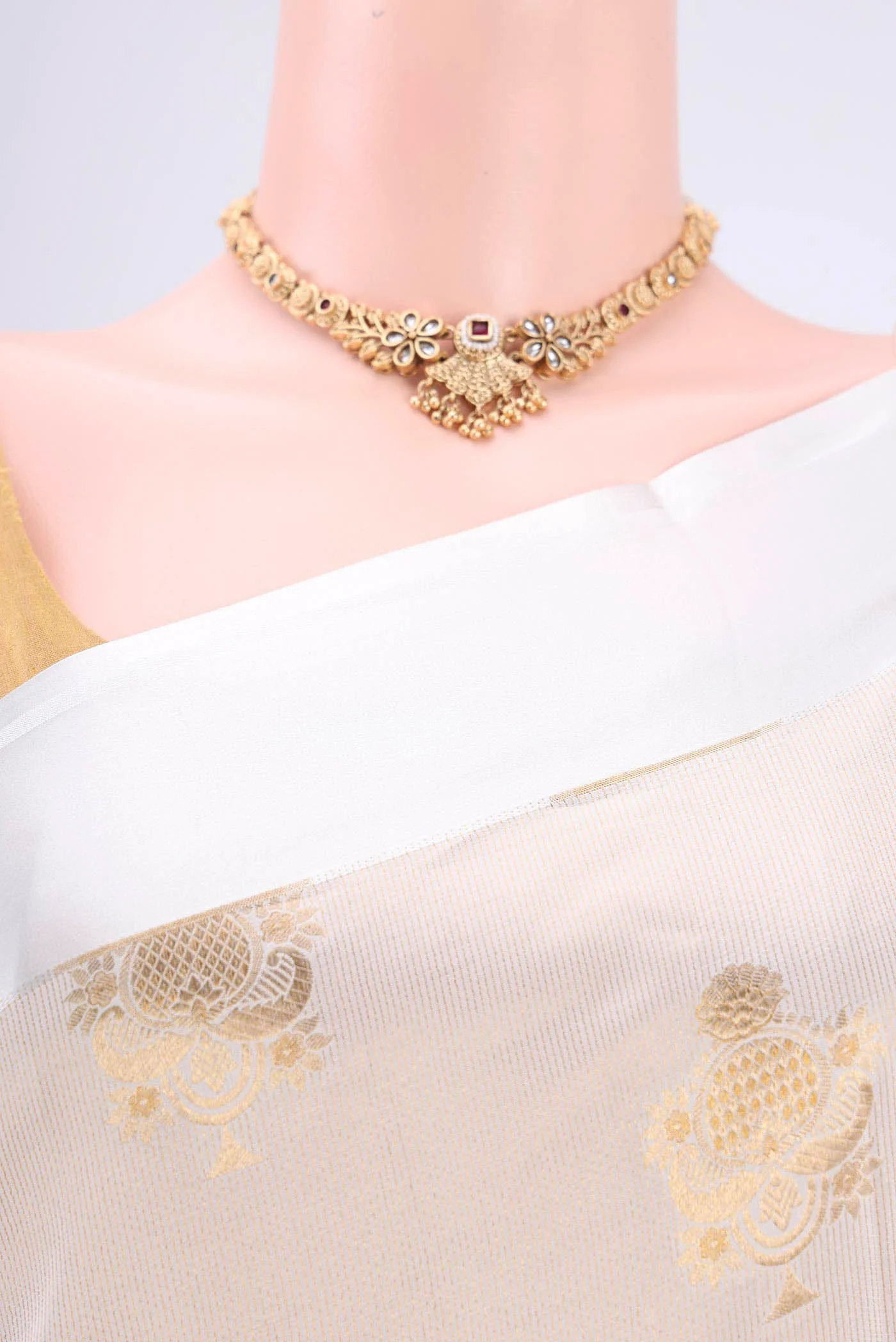 Off White Banarasi Silk Saree - Image 2