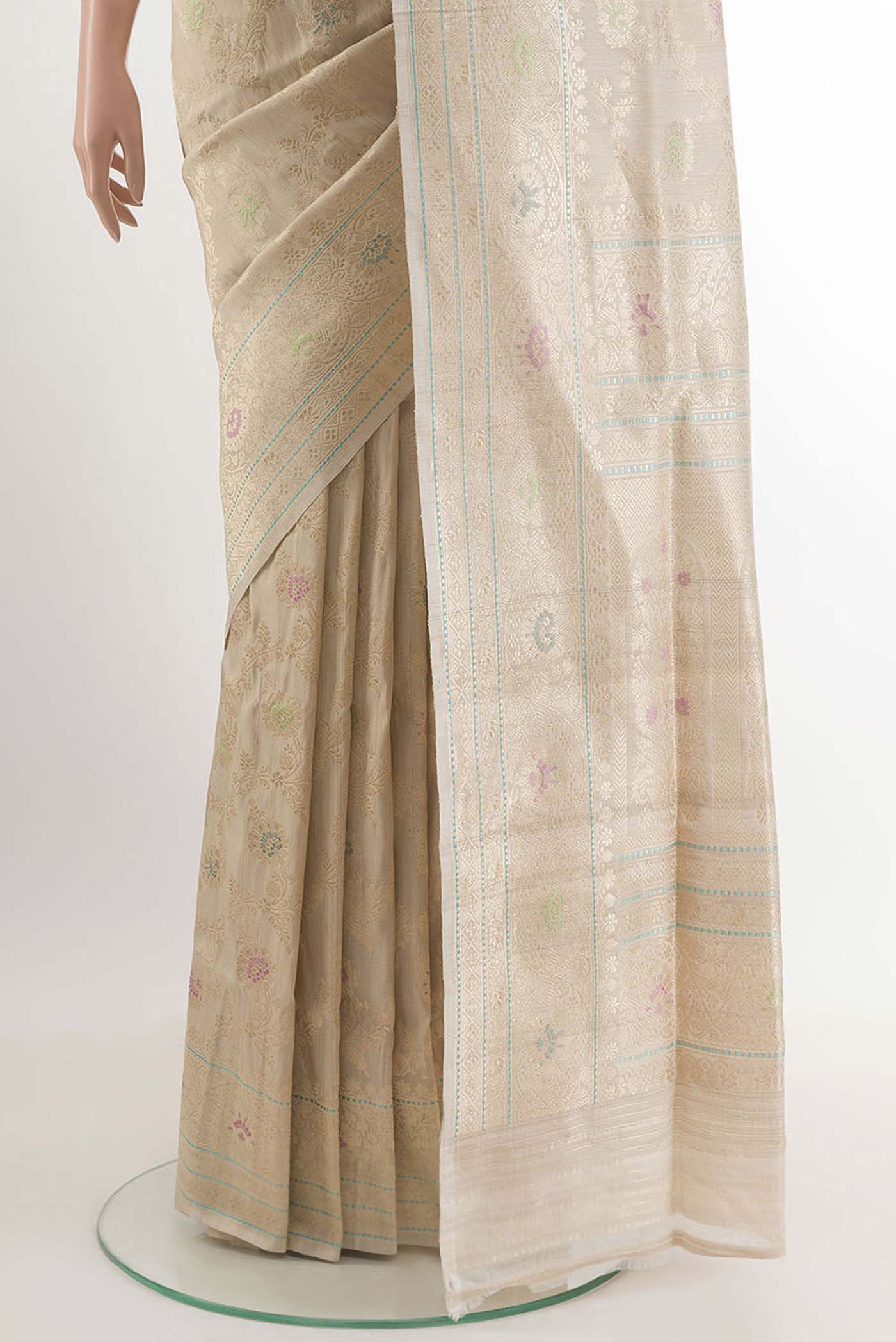 Off White Banarasi Silk Saree - Image 3