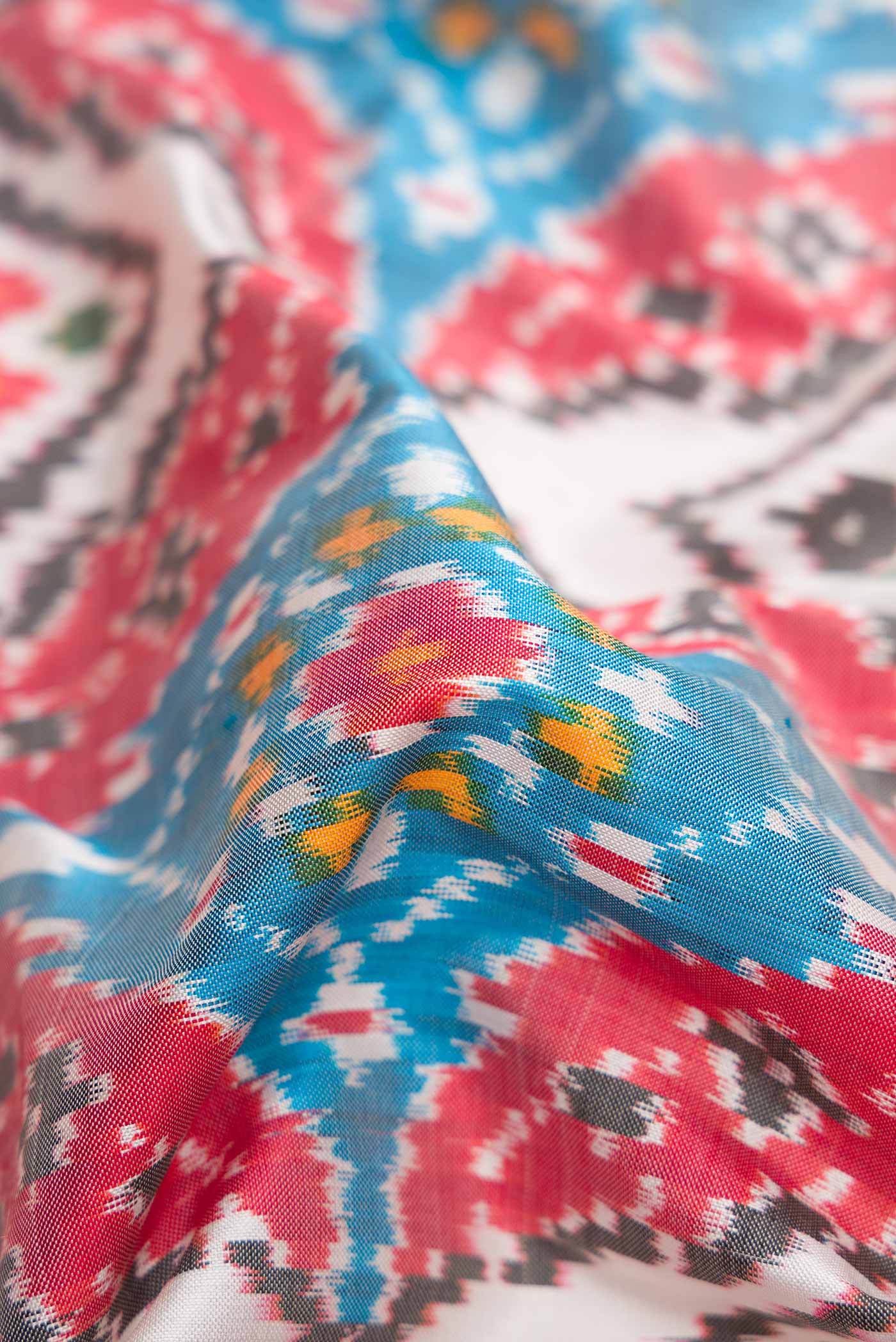 Off White Pochampally Silk Saree - Image 2