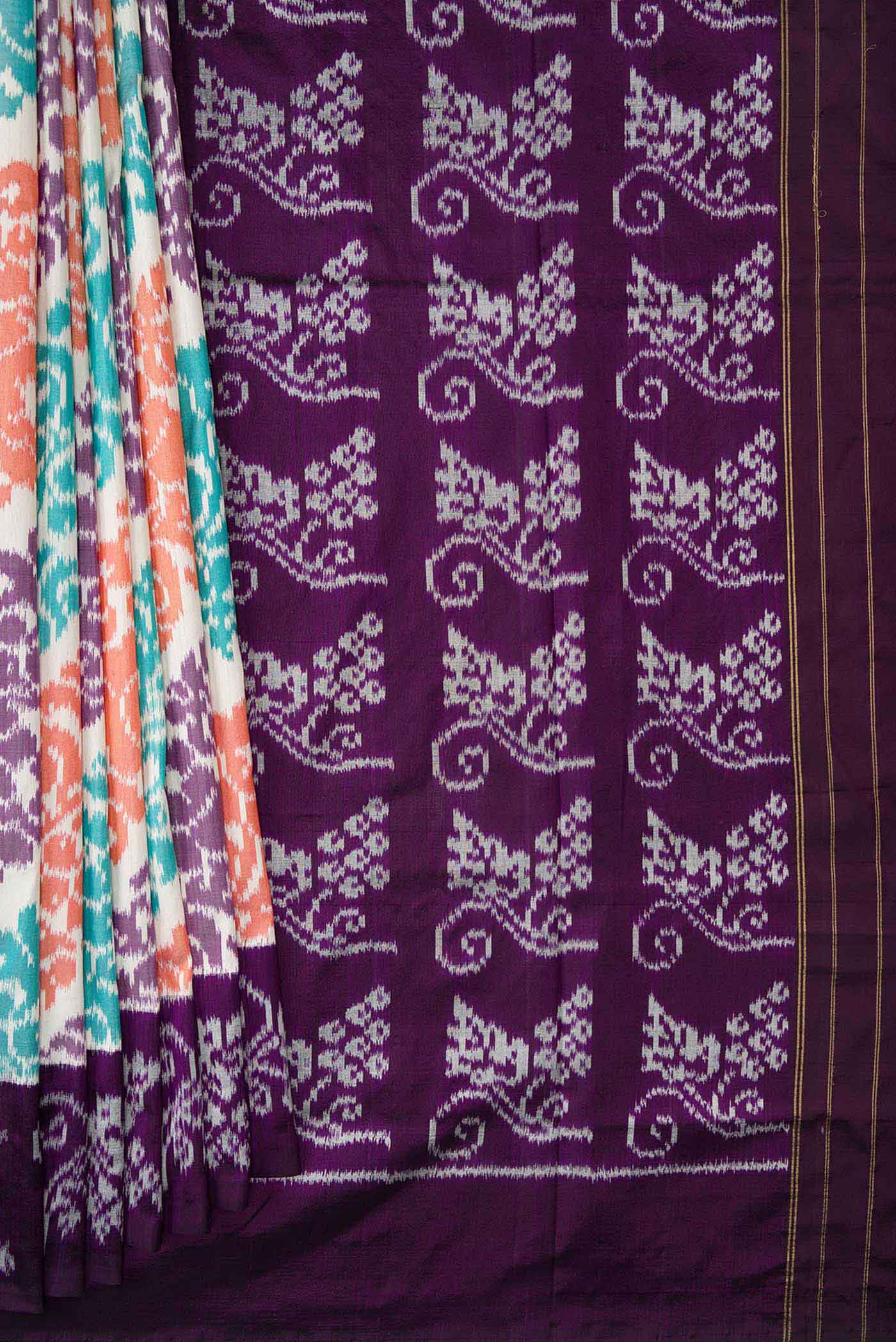 Off White Pochampally Silk Saree - Image 4