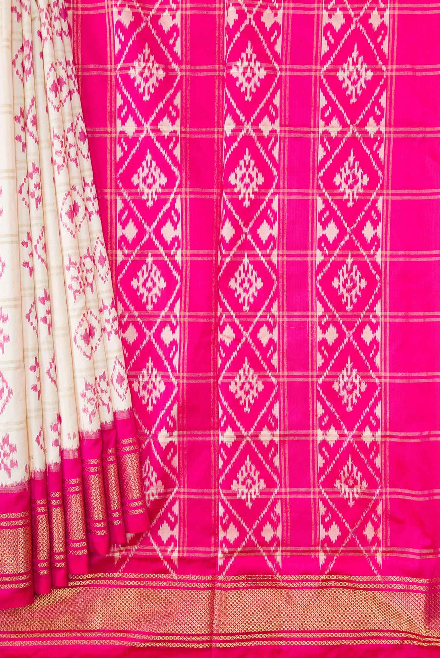 Off White Double Ikat Saree - Image 4