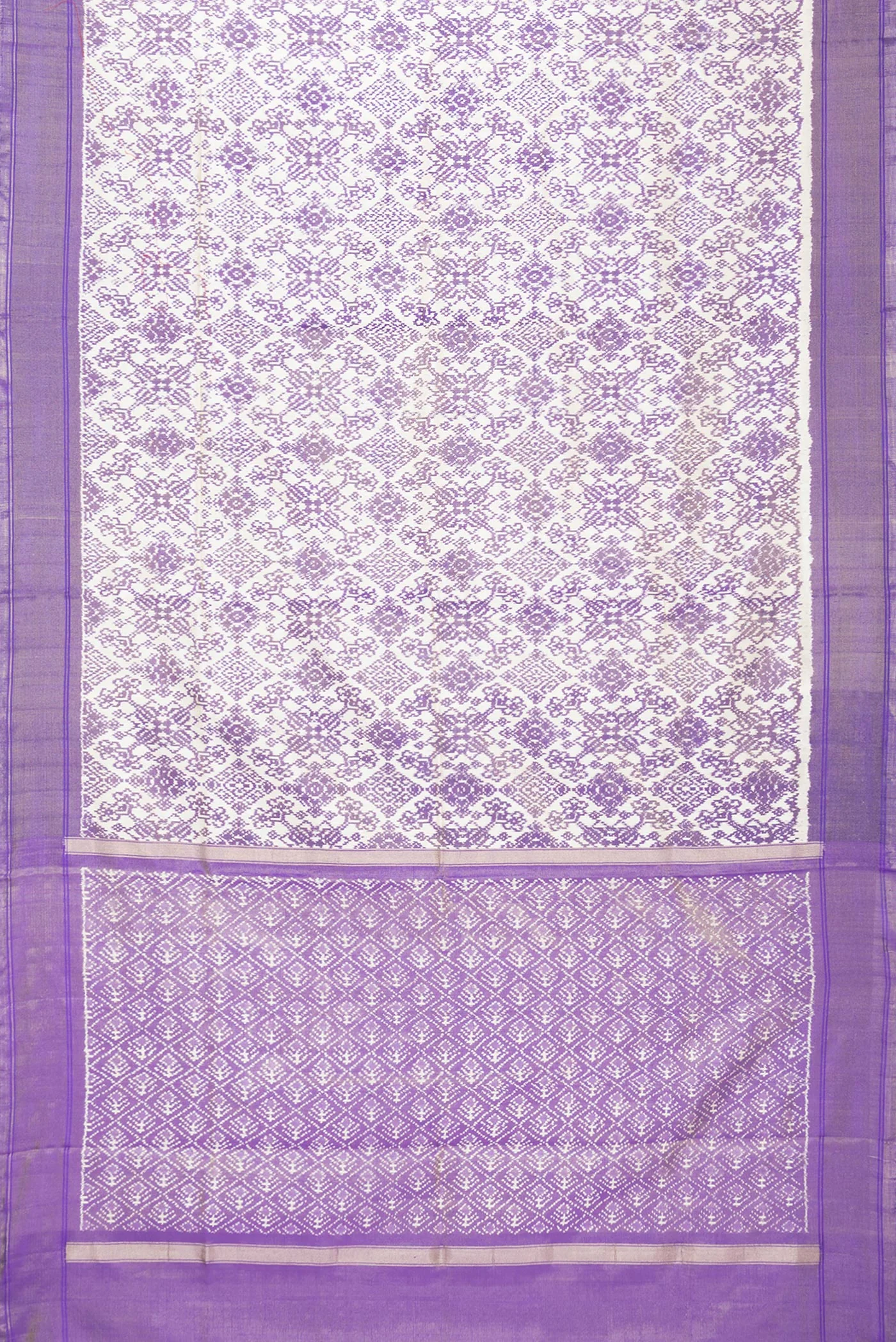 Off White Pochampally Silk Saree - Image 6