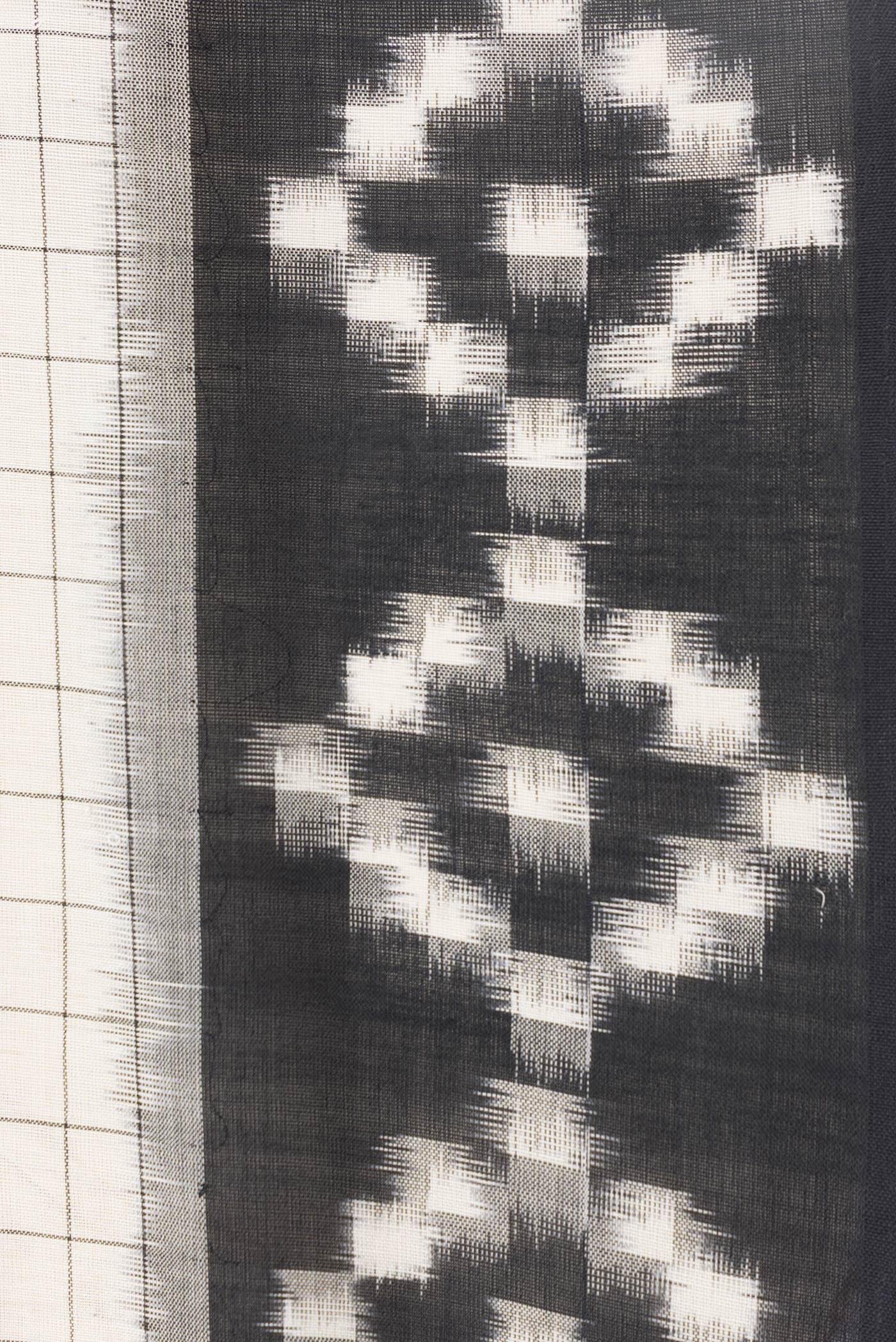 Off White Pochampally Cotton Saree - Image 3