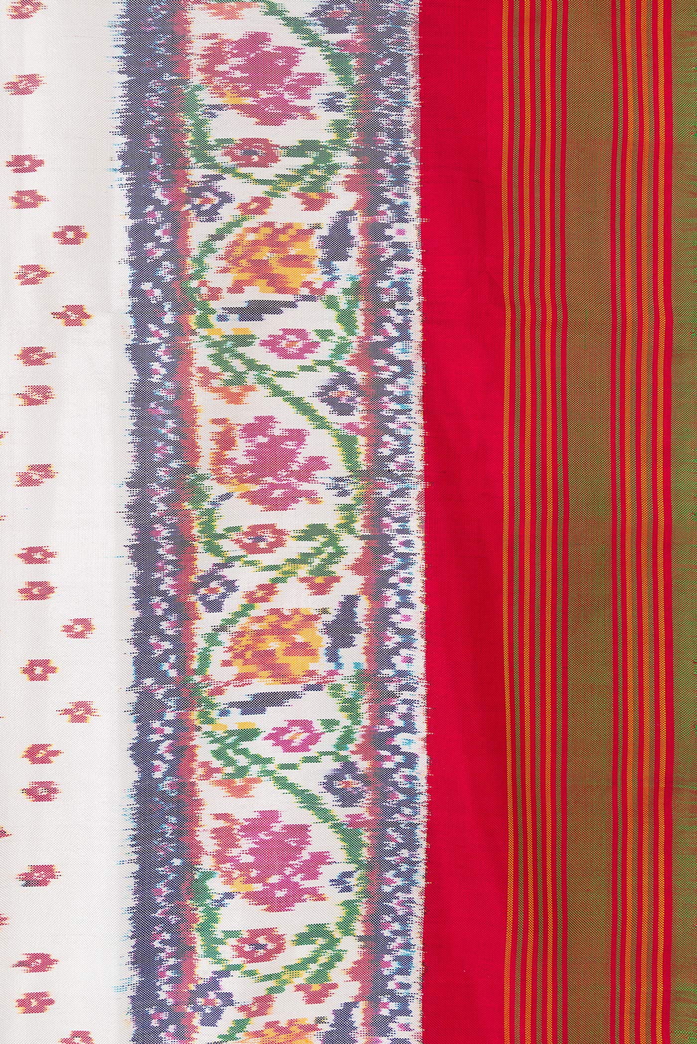 White Double Ikat Saree - Image 3