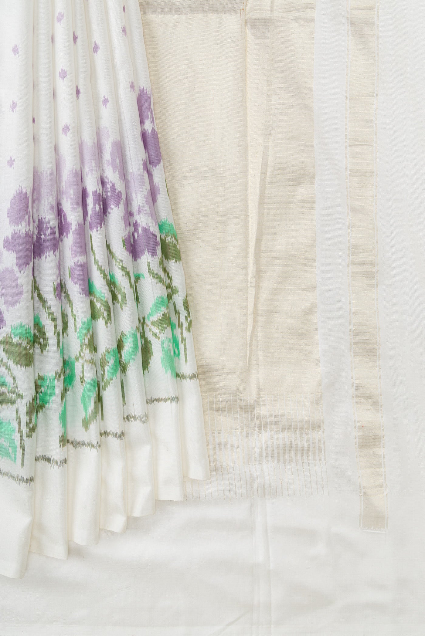 White Double Ikat Saree - Image 4