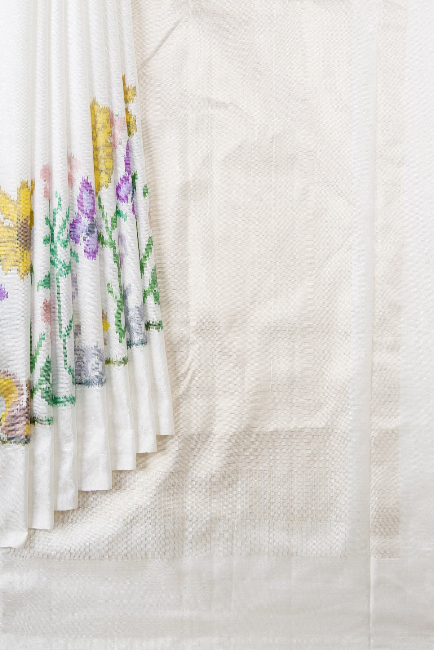 White Double Ikat Saree - Image 4