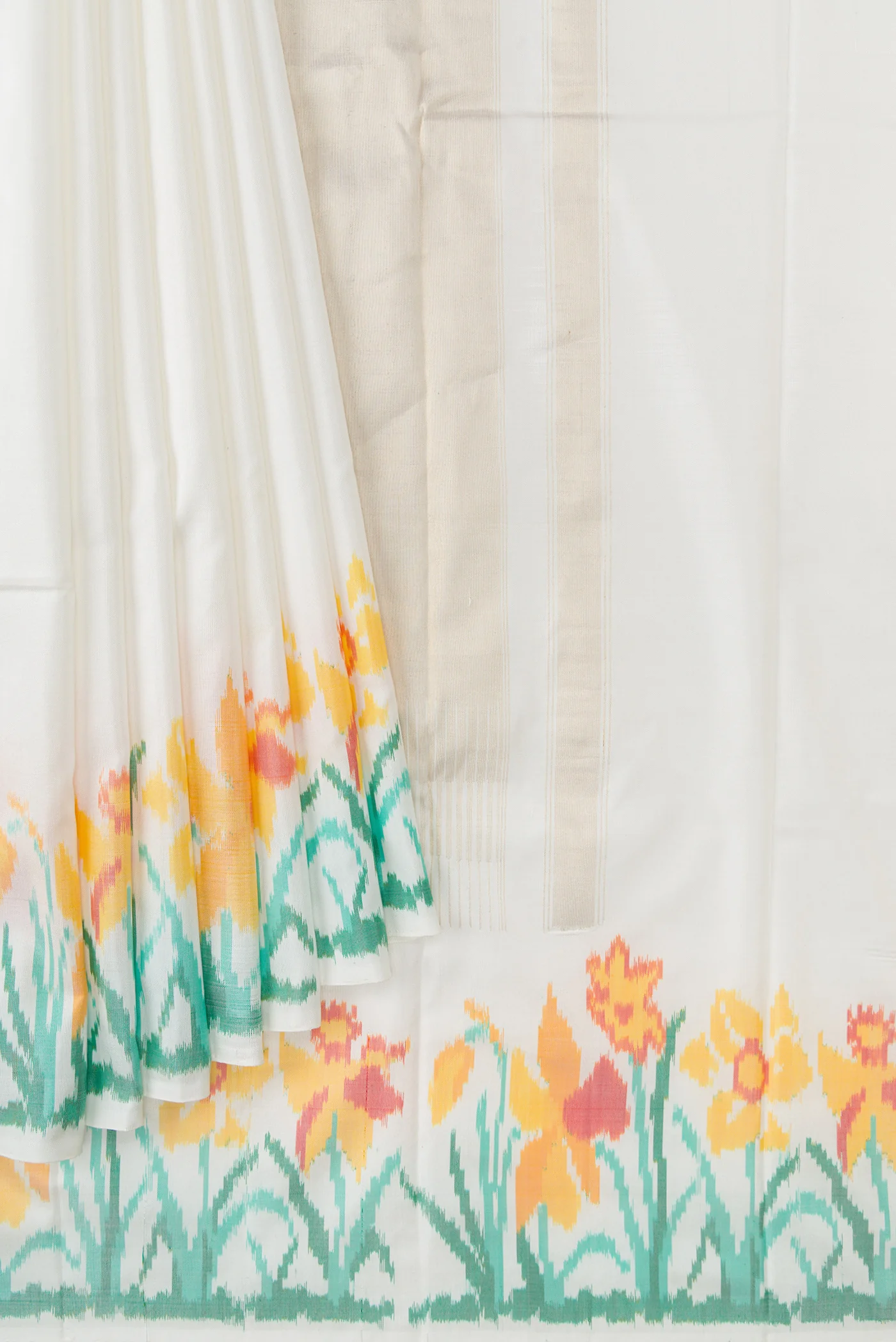 White Double Ikat Saree - Image 4