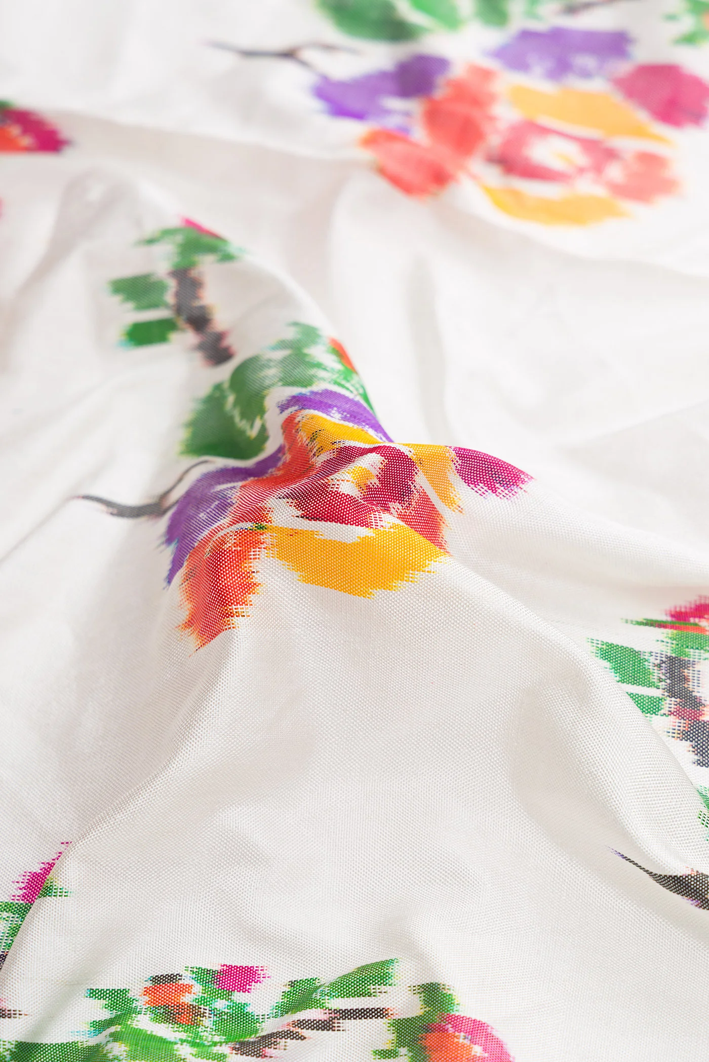 White Double Ikat Saree - Image 2