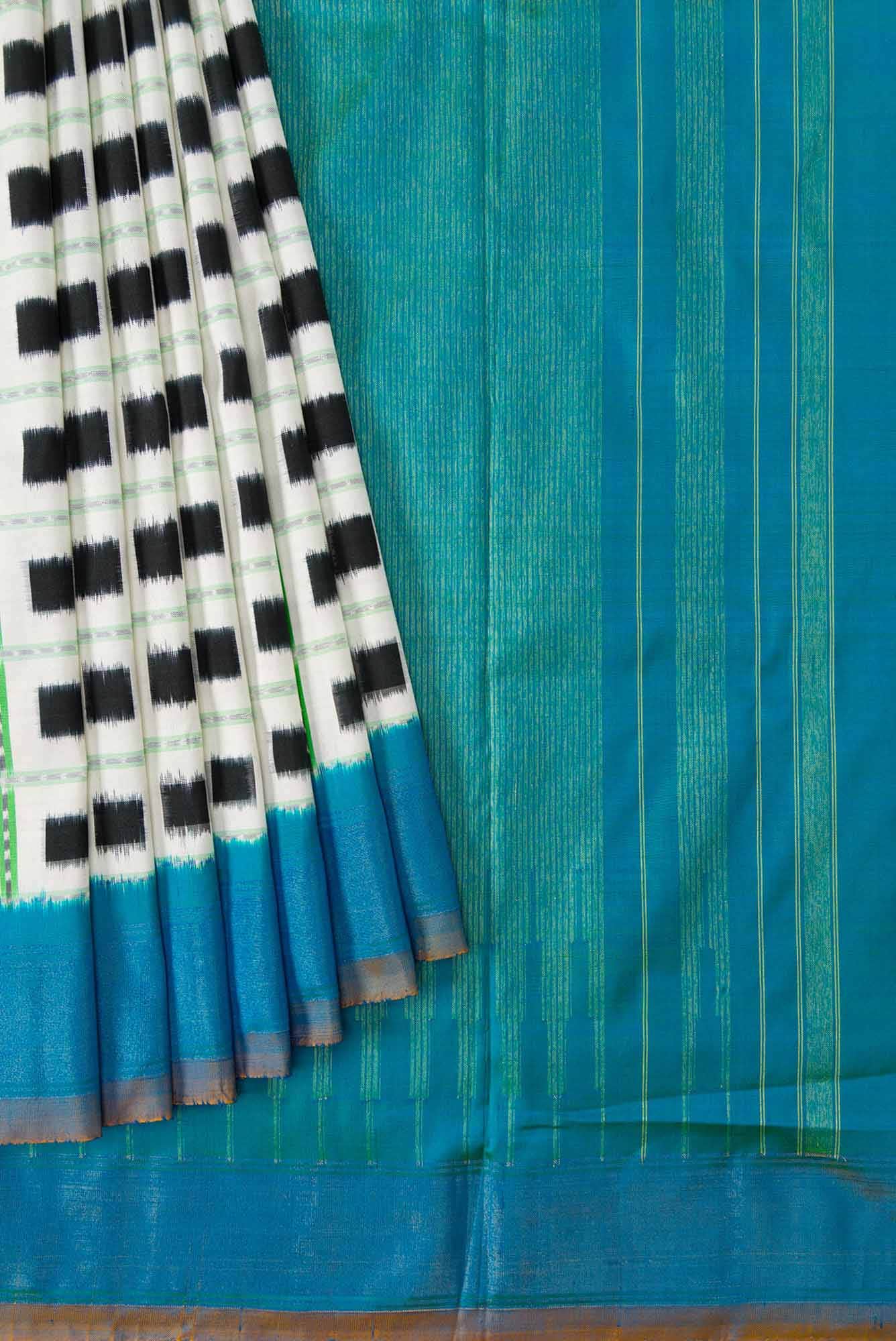 Off White Dual Tone Double Ikat Saree - Image 2