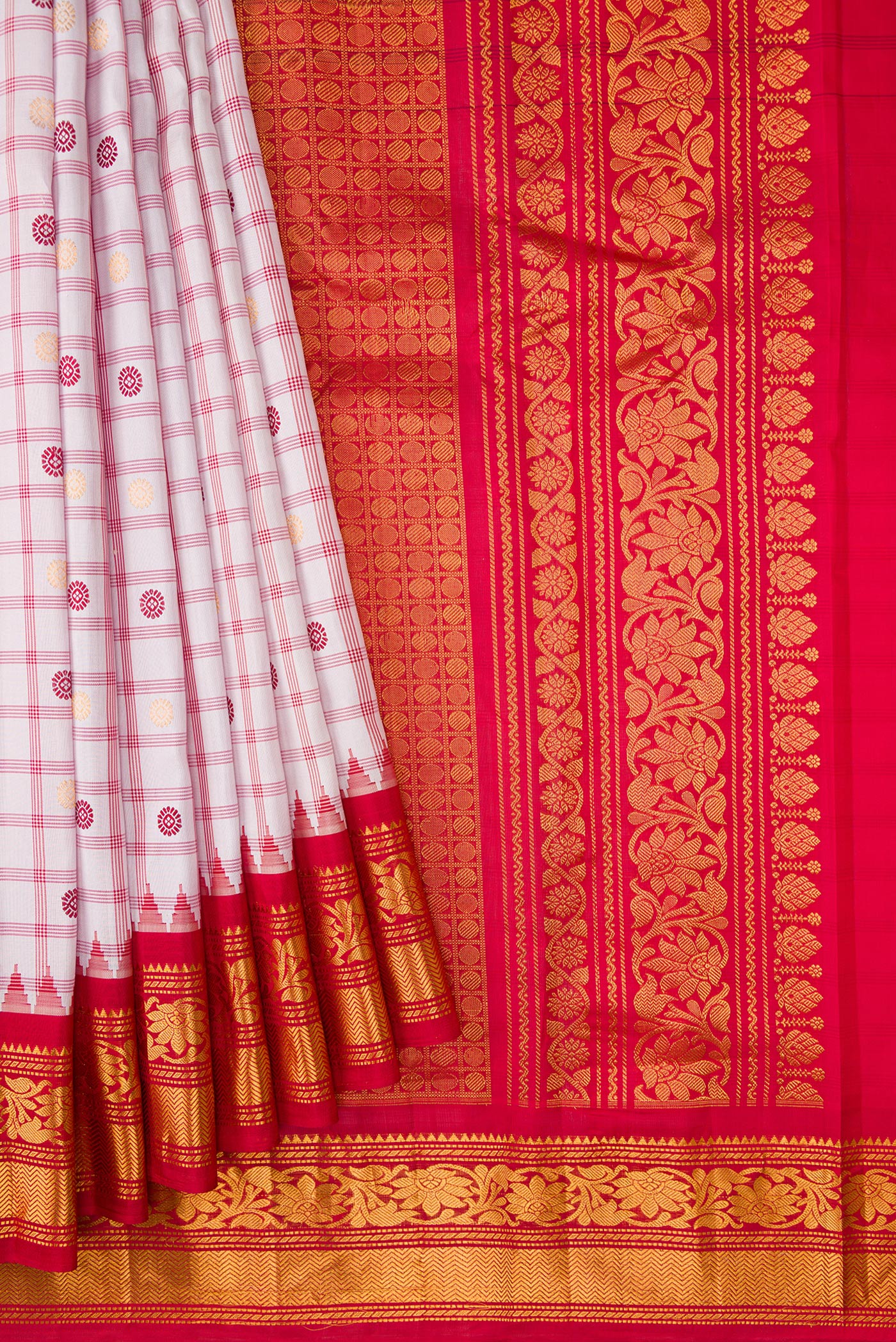 Off White Gadwal Silk Saree - Image 4