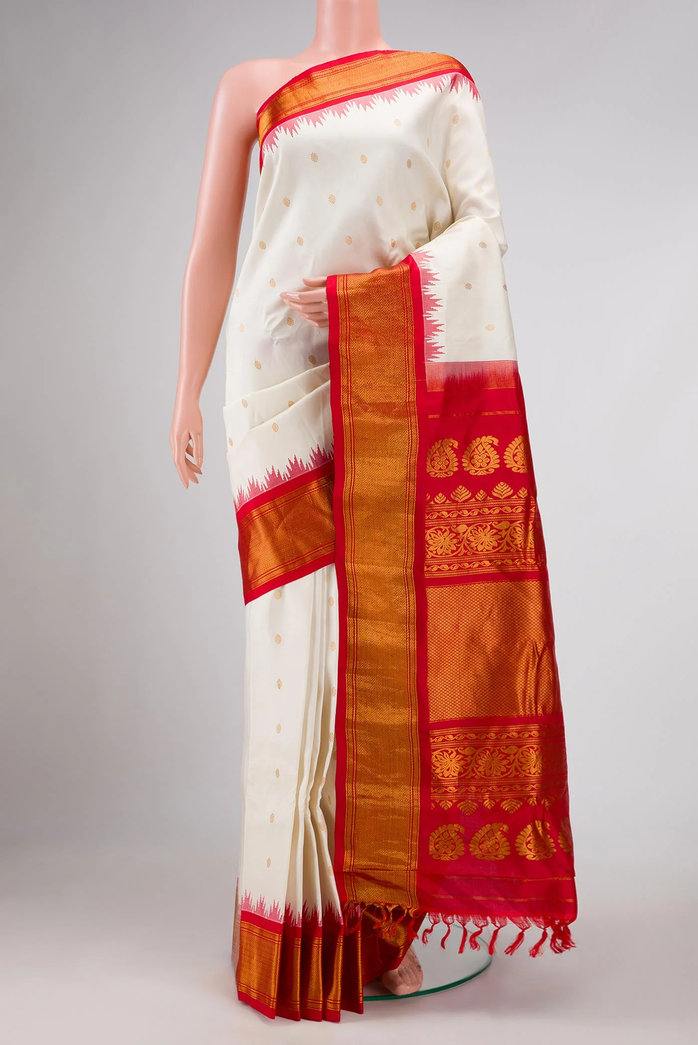 Off White Dual Tone Gadwal Silk Saree