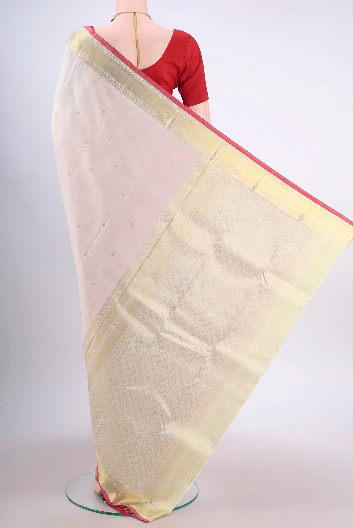 Off White Dual Tone Kanchipuram Saree - Image 3
