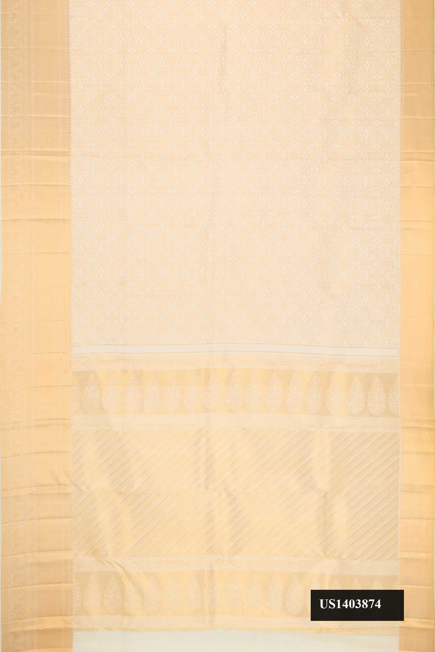 Off White Dual Tone Kanchipuram Silk Saree