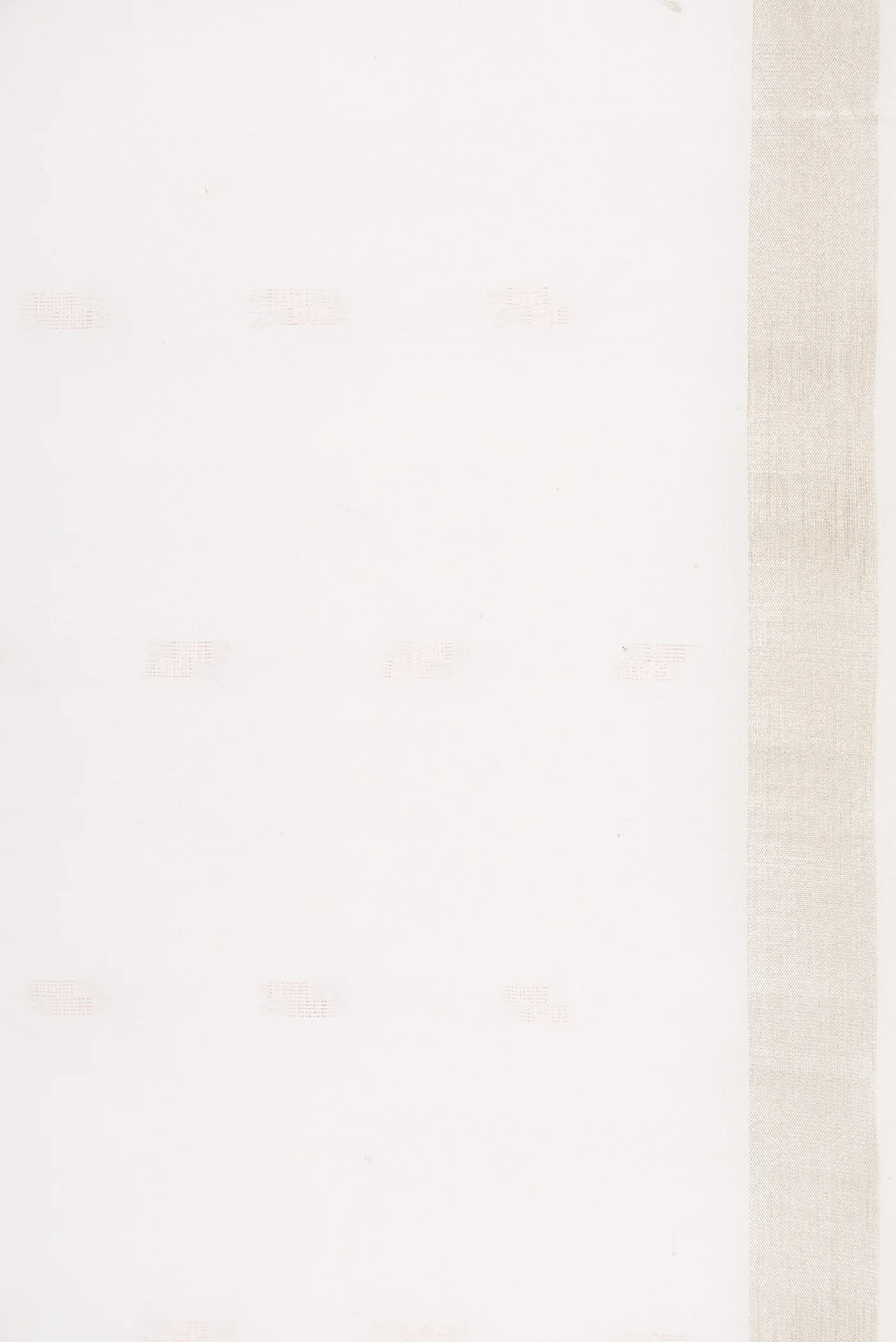 Off White Dual Tone Silk Cotton Saree - Image 3