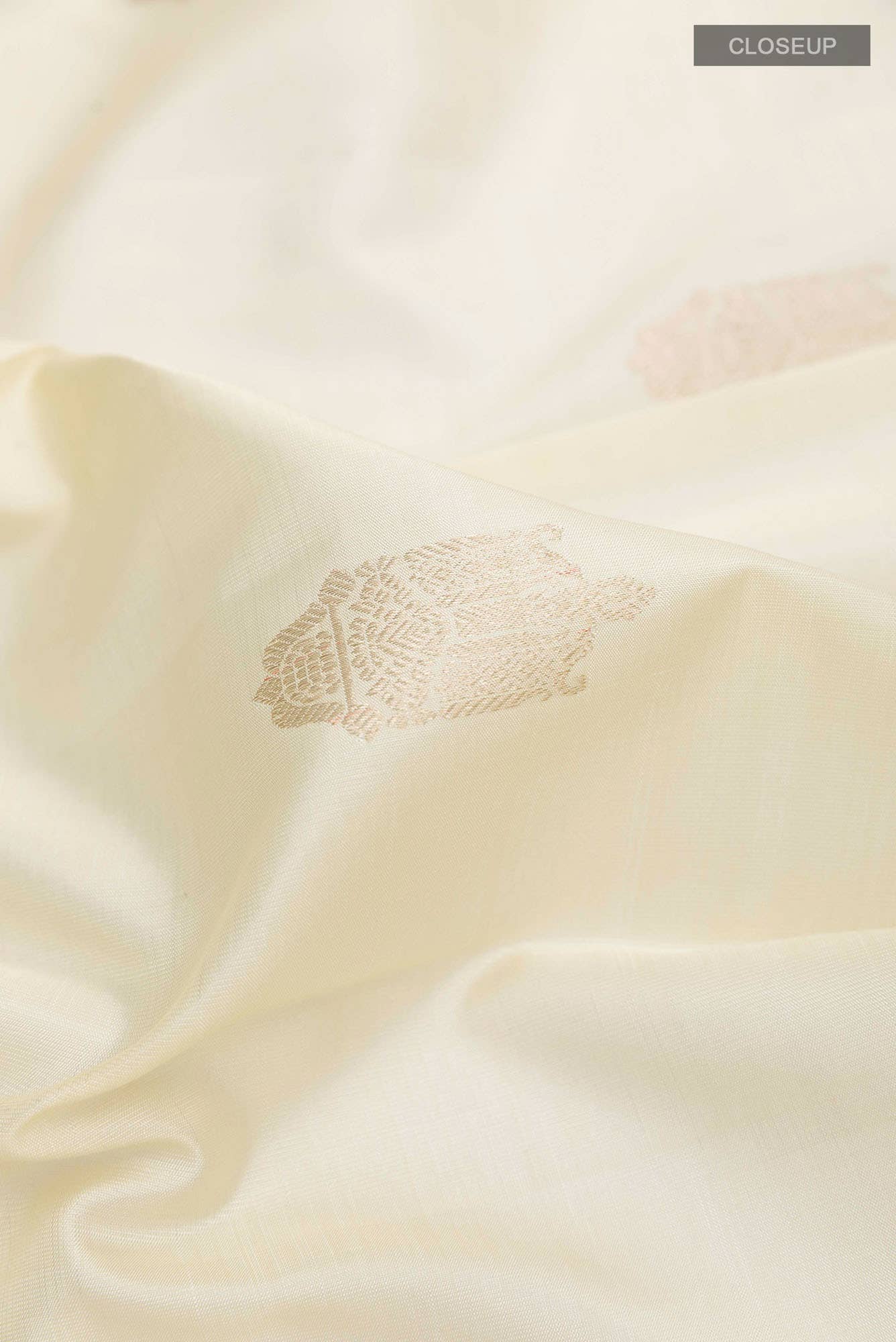 Off White Kanchipuram Silk Saree - Image 3
