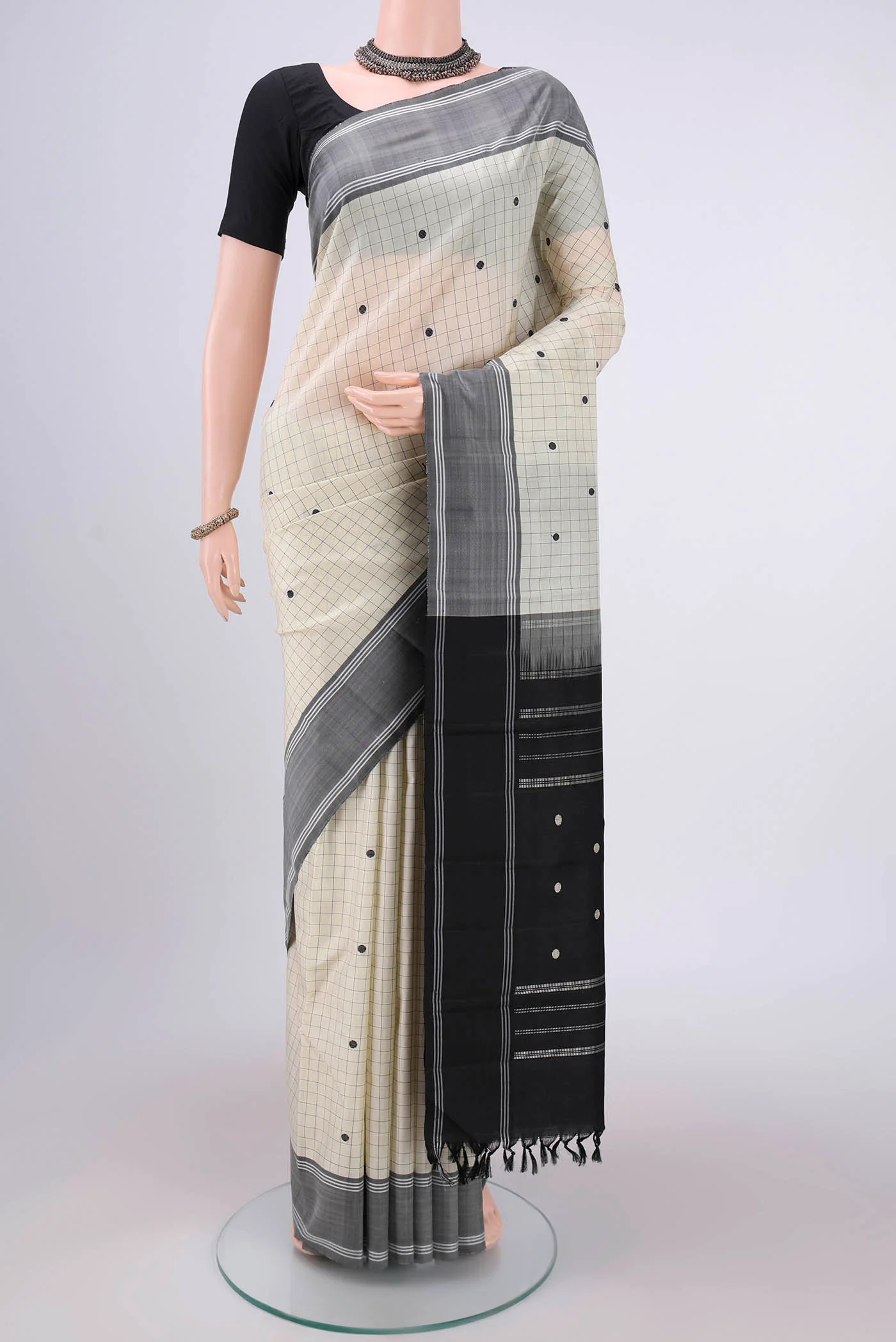 Off White Kanjivaram Silk Saree