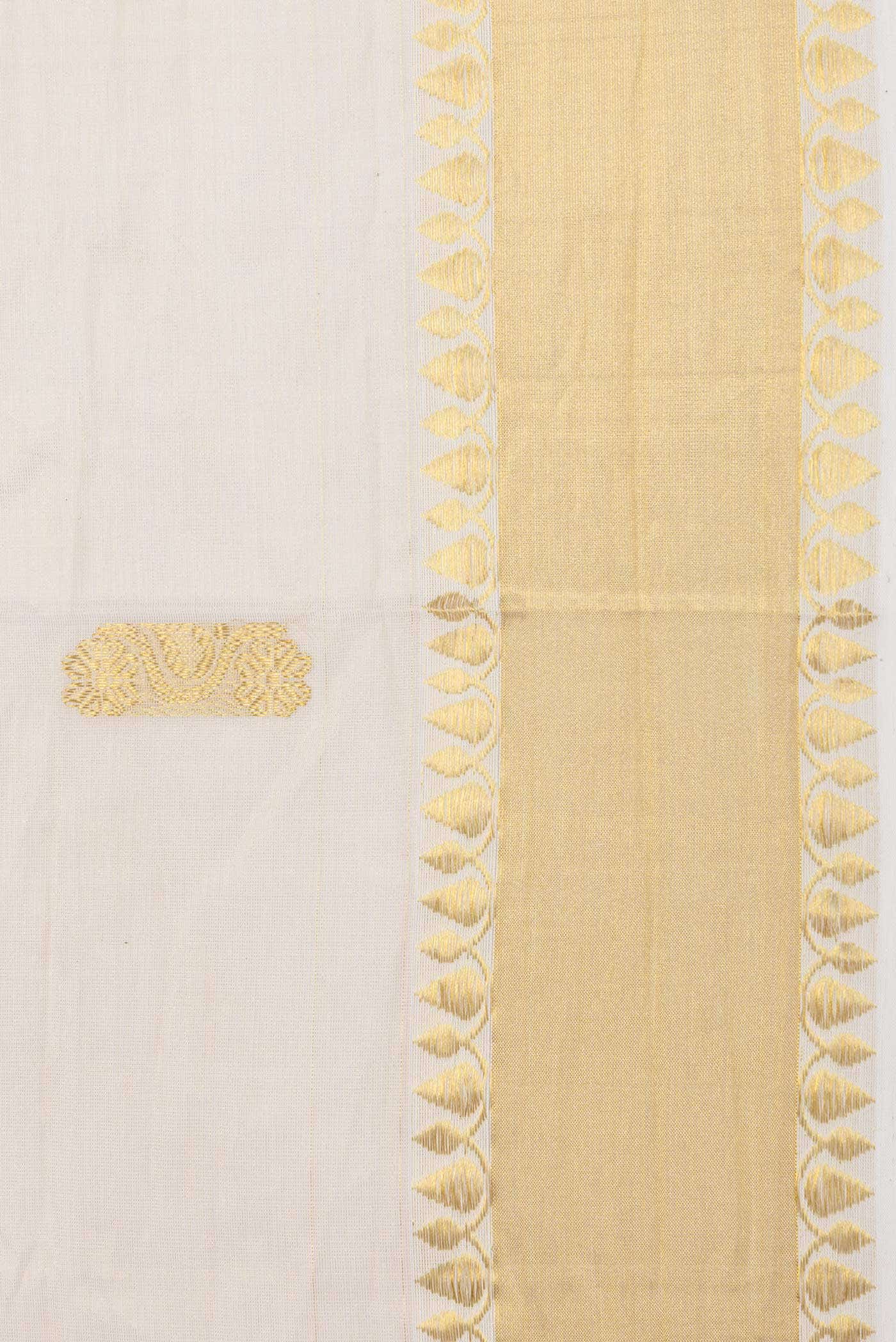 Off White Kerala Cotton Saree - Image 4
