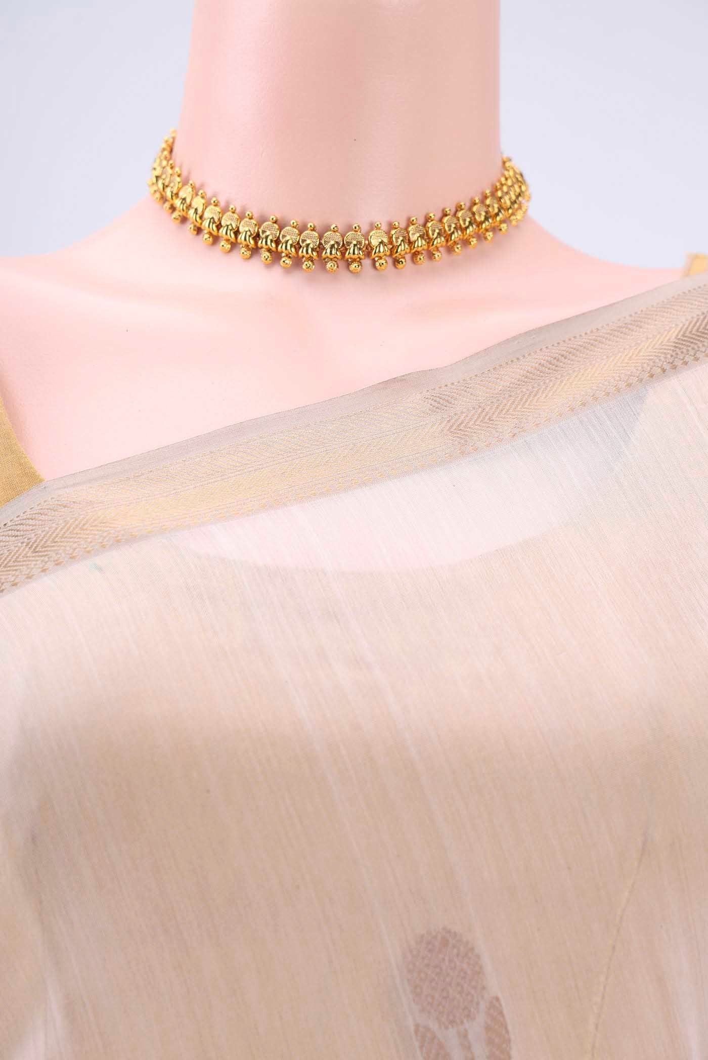White Maheshwari Silk Cotton Saree - Image 2