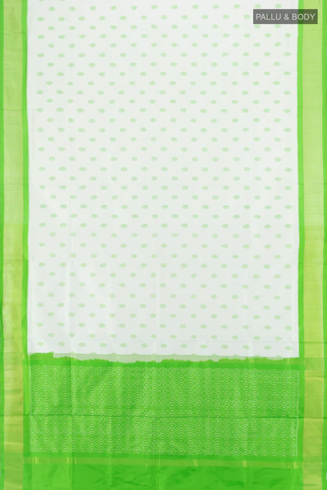 White Pochampally Silk Saree - Image 5
