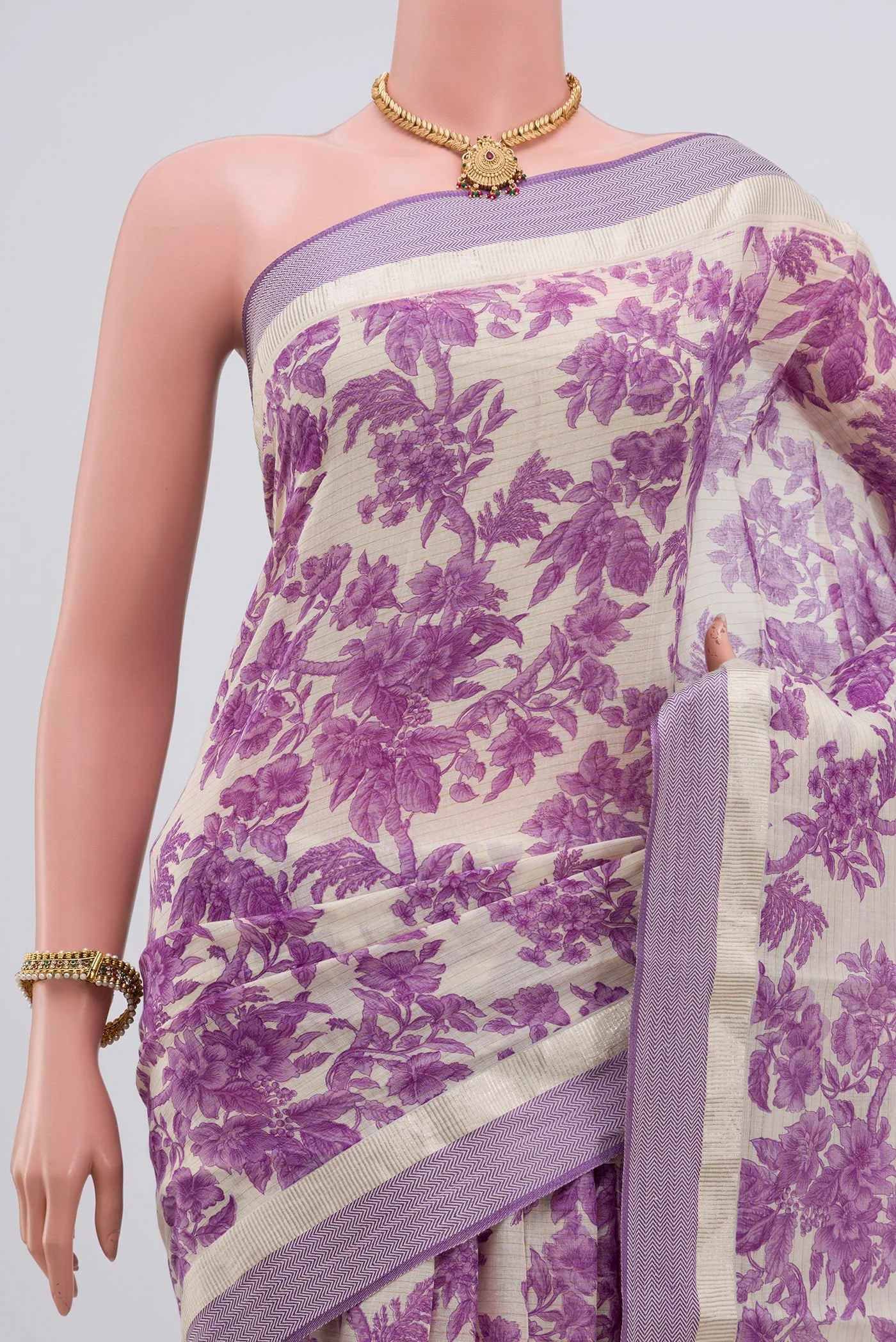 Cream Tussar Silk Saree - Image 2