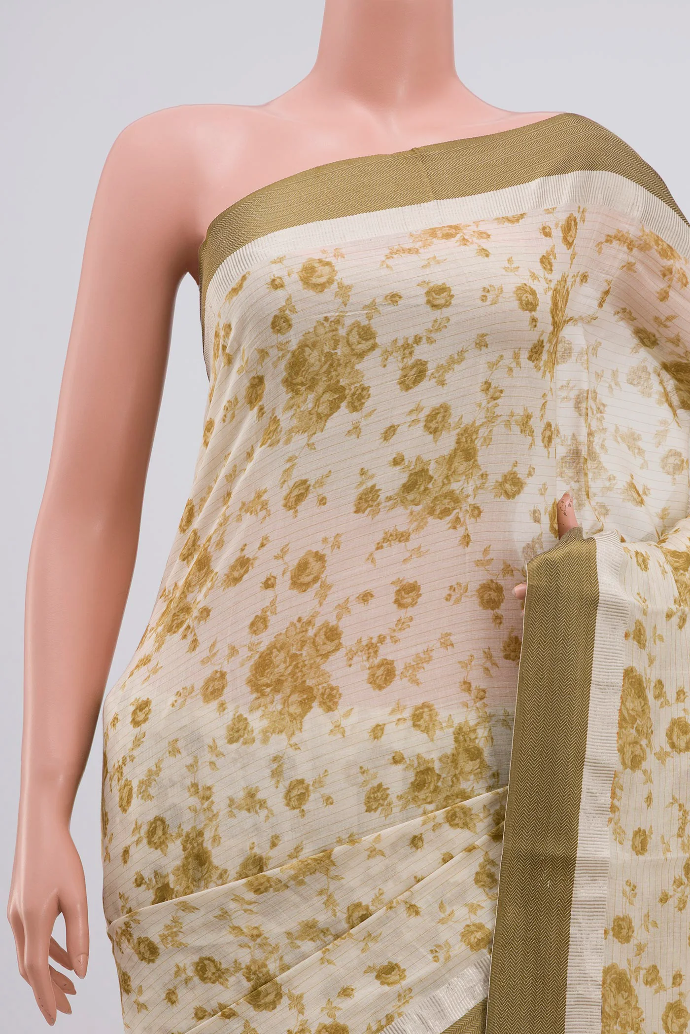 Off White Tussar Saree - Image 2