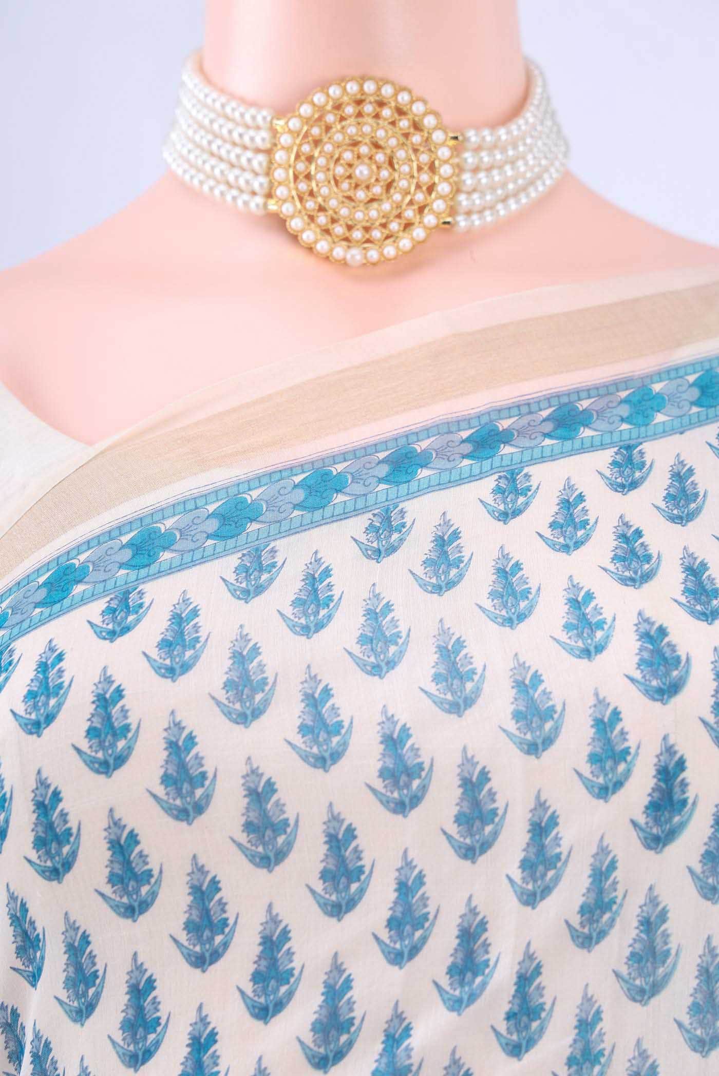 Off White Tussar Saree - Image 3