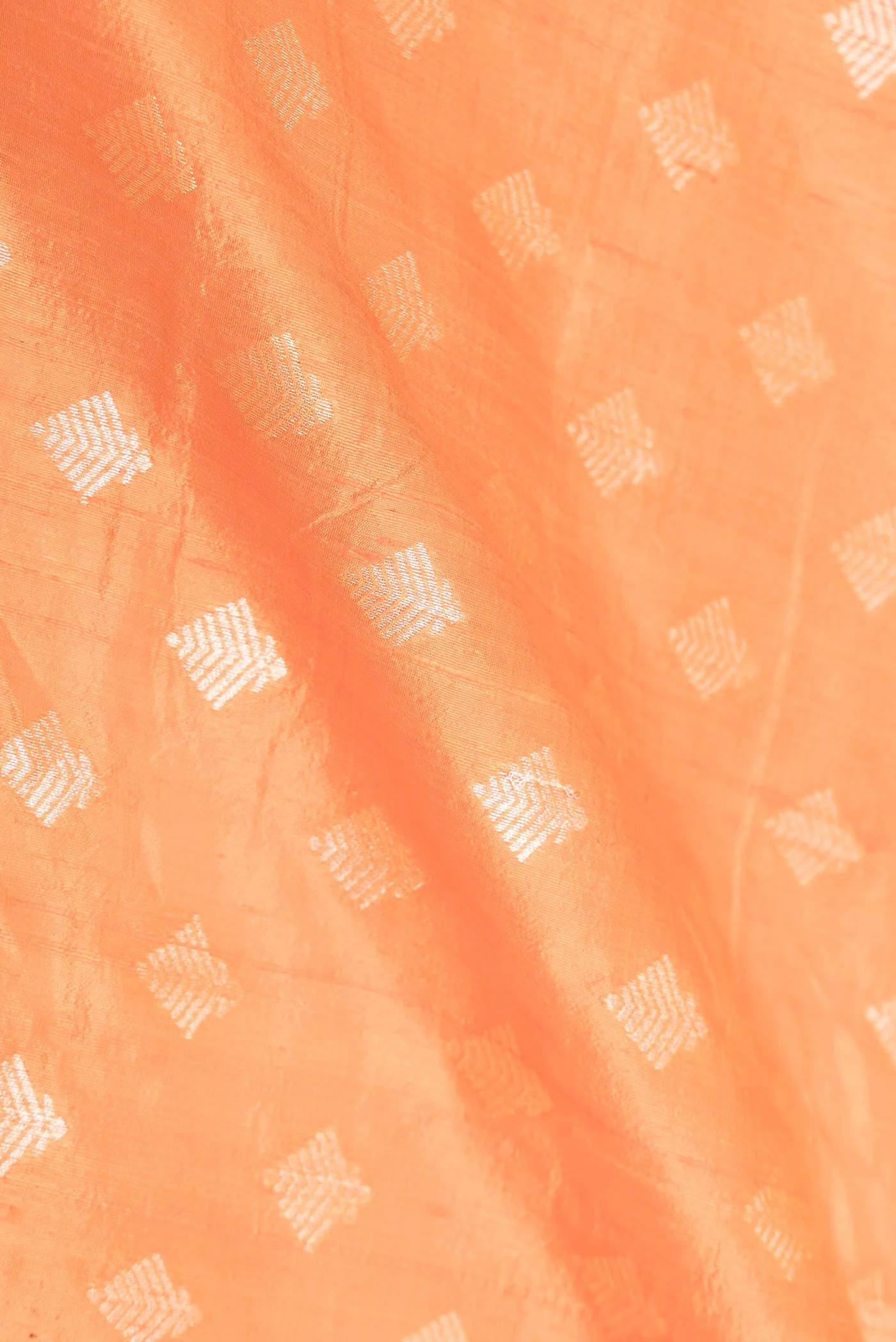 Orange Dual Tone Raw Silk Saree - Image 2